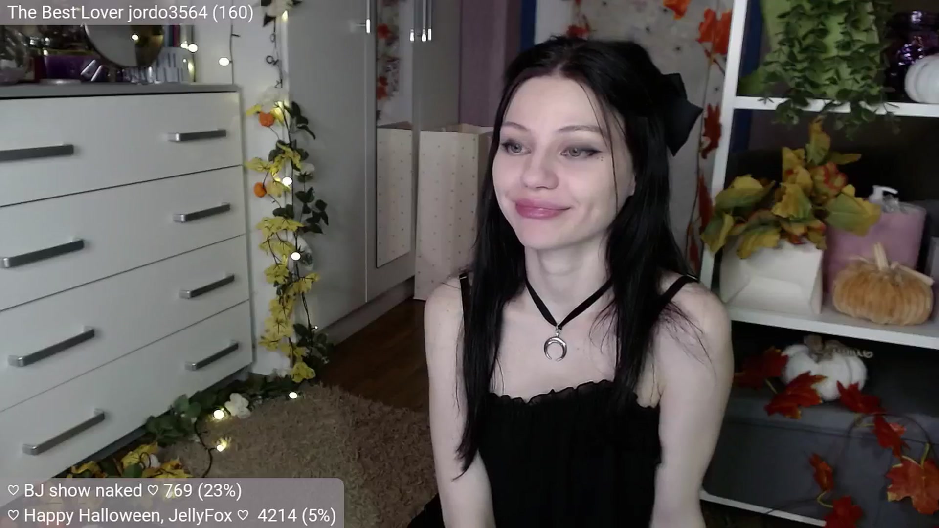 Gallery image thumbnail from JellyFox's myfreecams stream on, 11/01/2024, 07:26 image 15 of 20