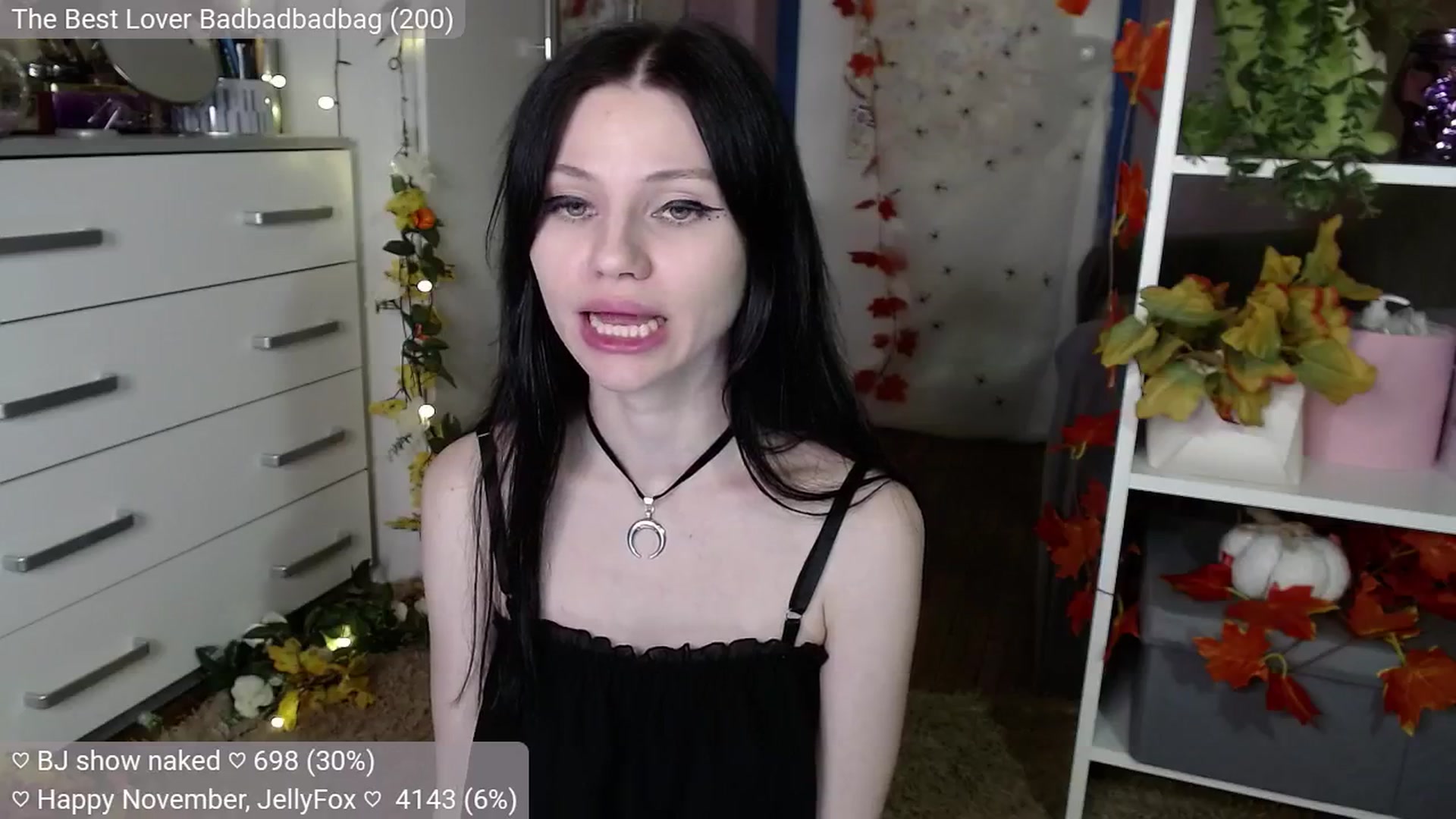 Gallery image thumbnail from JellyFox's myfreecams stream on, 11/03/2024, 23:32 image 14 of 20