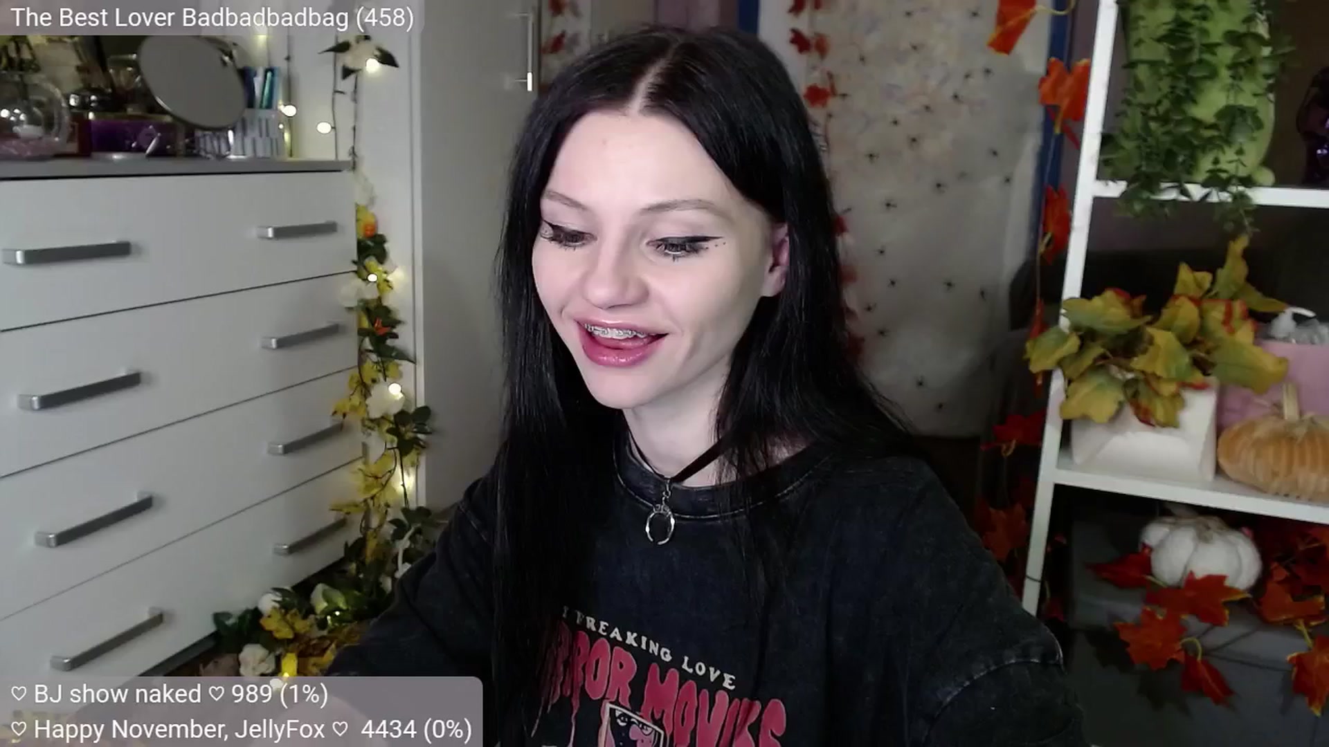 Gallery image thumbnail from JellyFox's myfreecams stream on, 11/04/2024, 02:12 image 6 of 20