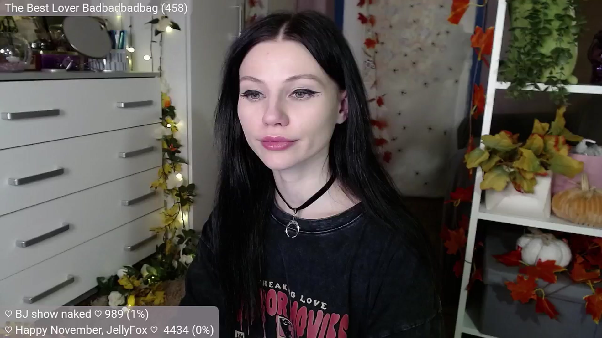 Gallery image thumbnail from JellyFox's myfreecams stream on, 11/04/2024, 02:12 image 8 of 20