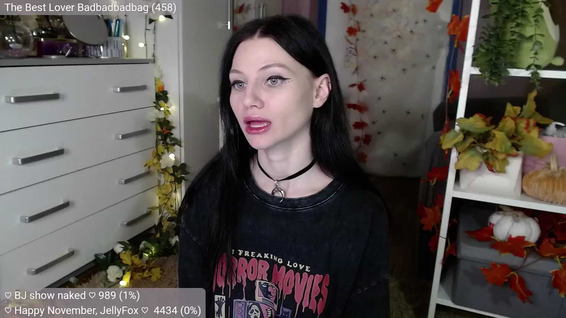 Gallery image thumbnail from JellyFox's myfreecams stream on, 11/04/2024, 03:40 image 4 of 20
