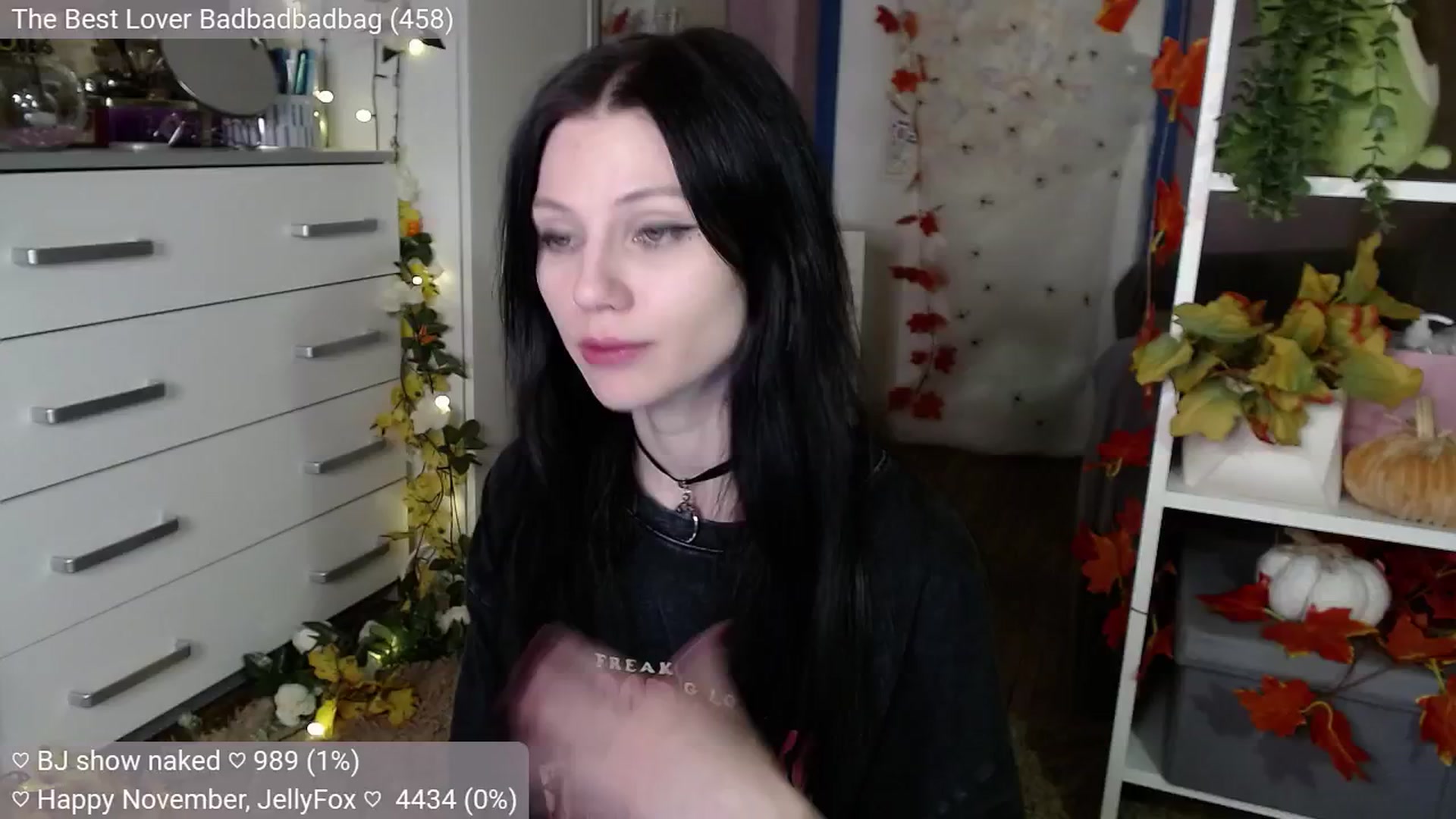 Gallery image thumbnail from JellyFox's myfreecams stream on, 11/04/2024, 03:40 image 15 of 20