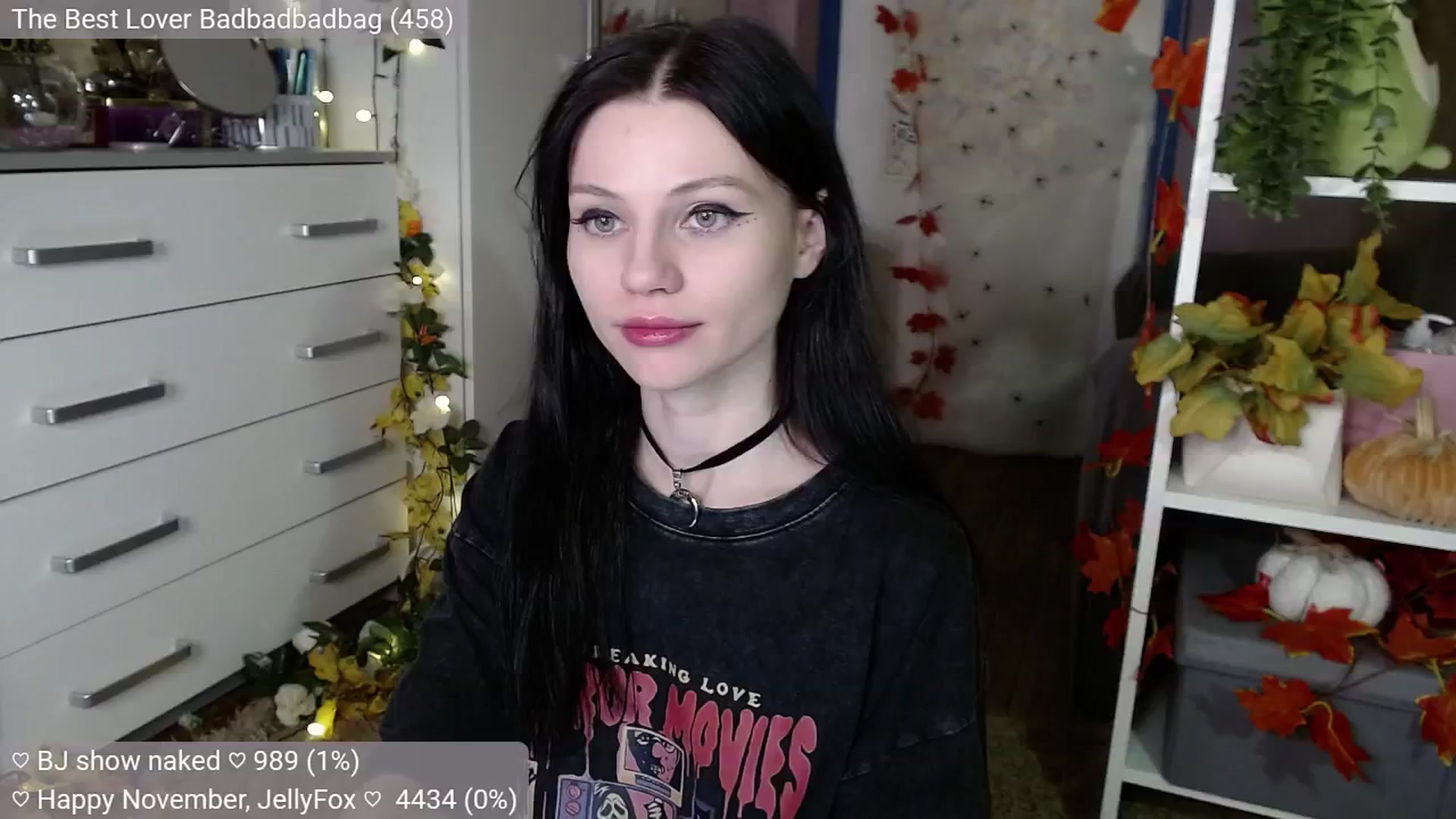 Gallery image thumbnail from JellyFox's myfreecams stream on, 11/04/2024, 03:40 image 3 of 20