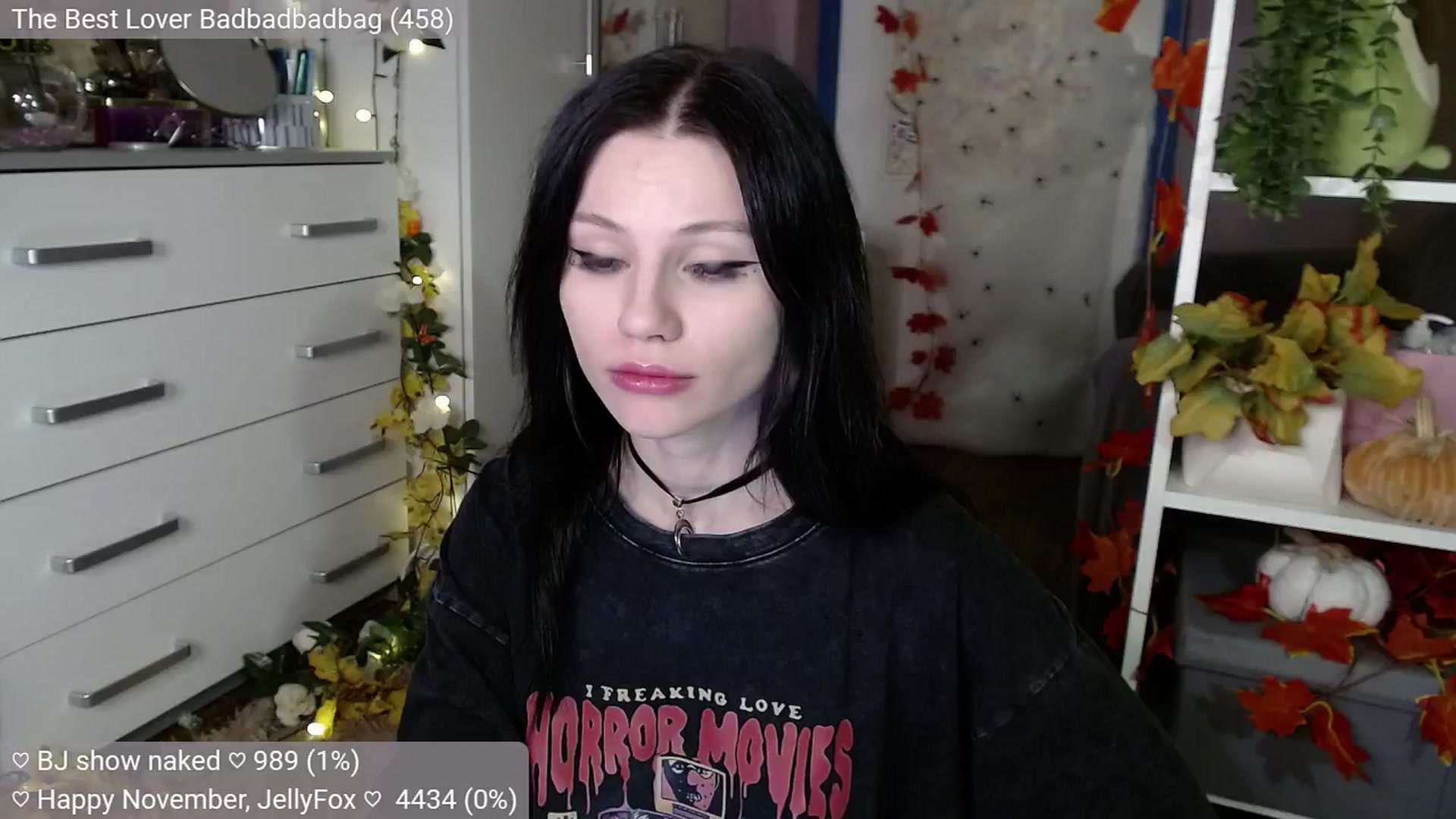 Gallery image thumbnail from JellyFox's myfreecams stream on, 11/04/2024, 03:40 image 10 of 20
