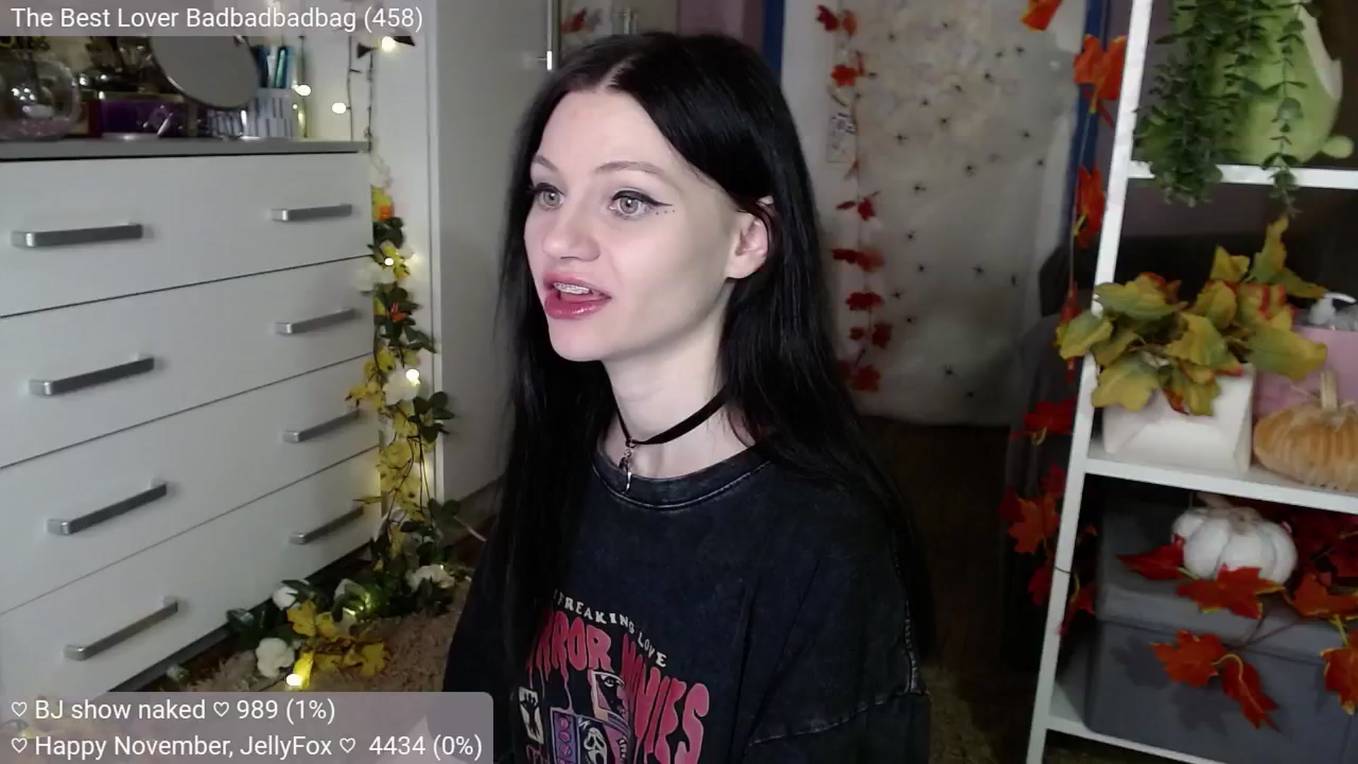 Gallery image thumbnail from JellyFox's myfreecams stream on, 11/04/2024, 03:40 image 2 of 20