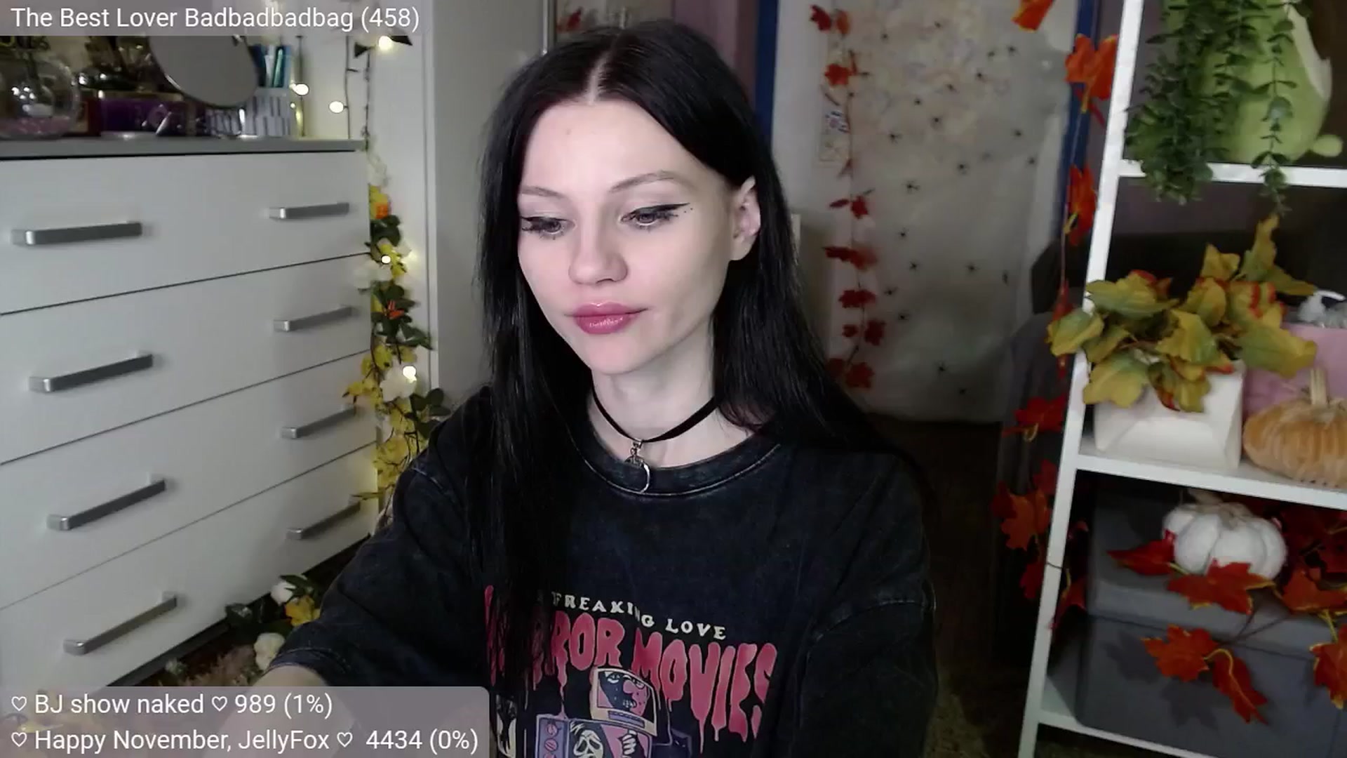 Gallery image thumbnail from JellyFox's myfreecams stream on, 11/04/2024, 03:40 image 6 of 20
