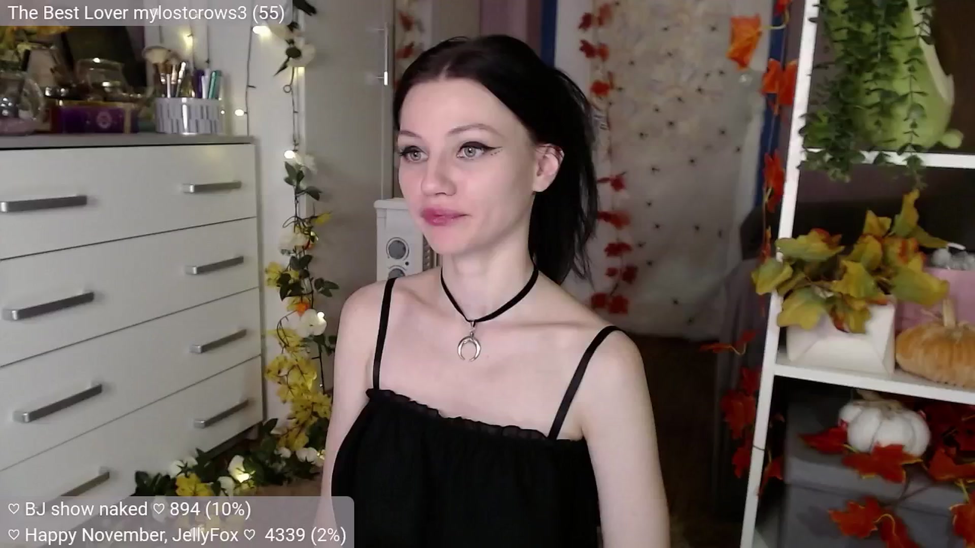 Gallery image thumbnail from JellyFox's myfreecams stream on, 11/06/2024, 07:21 image 7 of 20