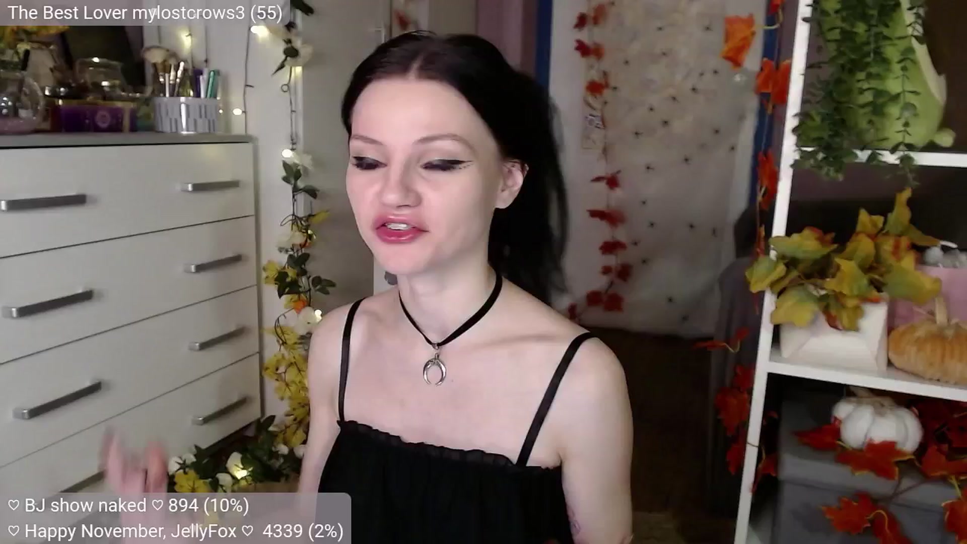 Gallery image thumbnail from JellyFox's myfreecams stream on, 11/06/2024, 07:21 image 6 of 20