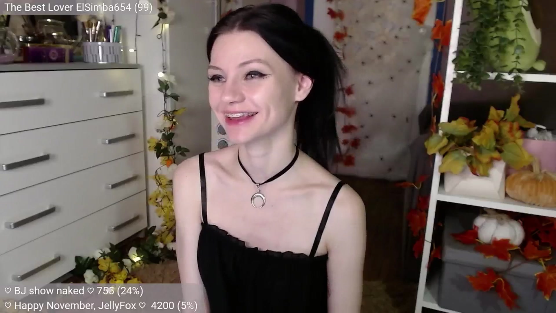 Gallery image thumbnail from JellyFox's myfreecams stream on, 11/06/2024, 07:40 image 20 of 20