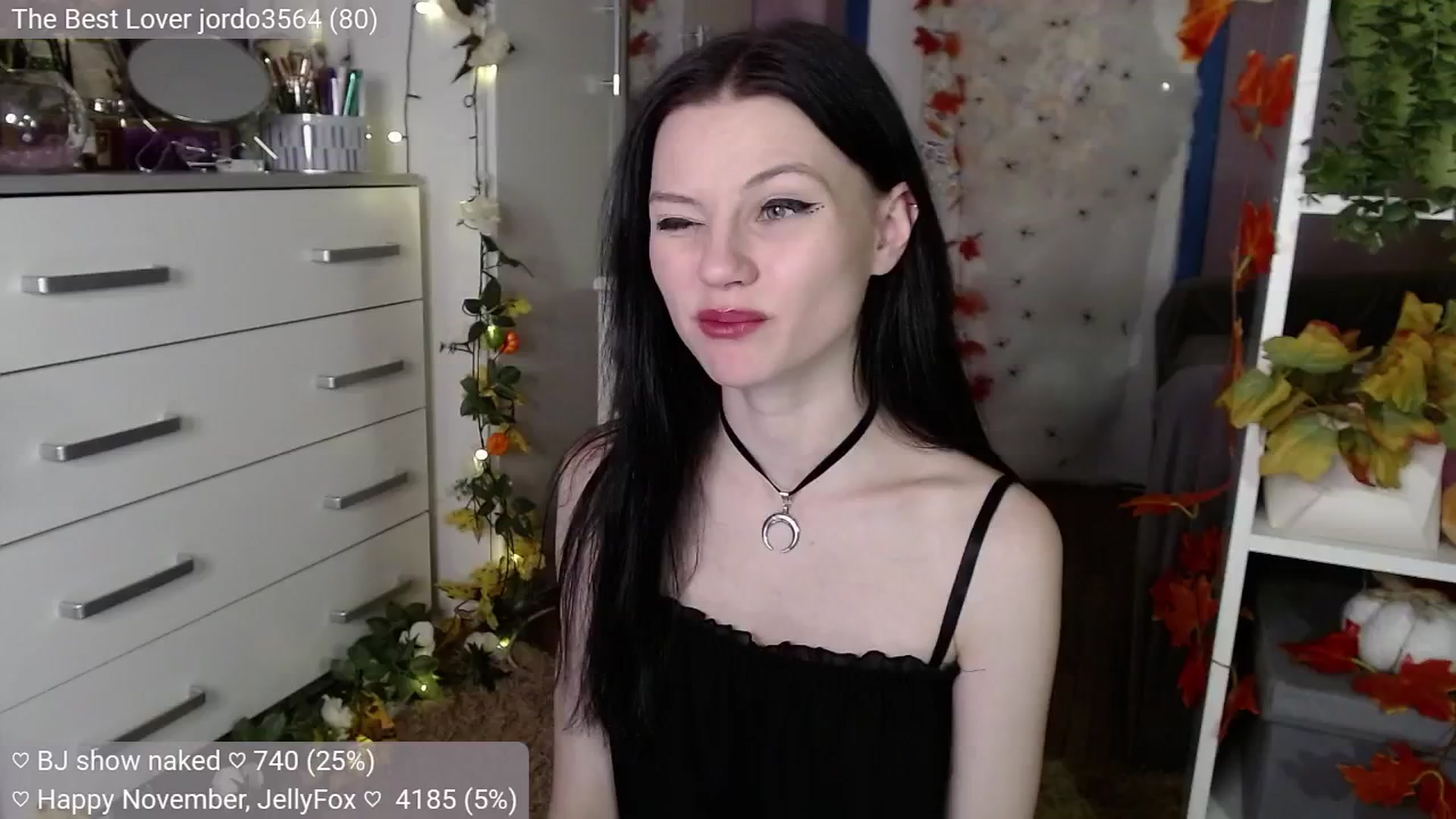 Gallery image thumbnail from JellyFox's myfreecams stream on, 11/08/2024, 07:35 image 20 of 20