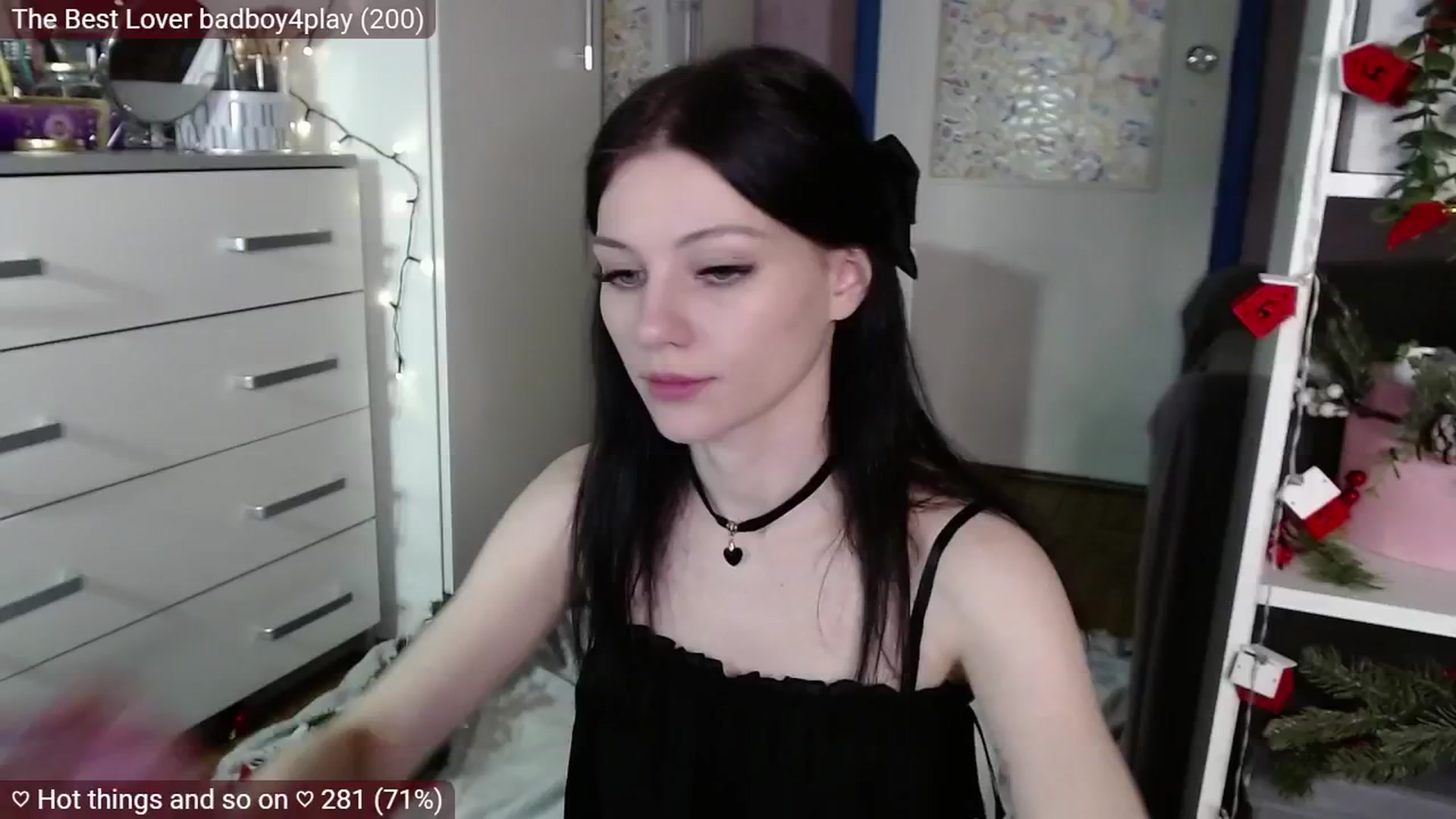Gallery image thumbnail from JellyFox's myfreecams stream on, 01/10/2025, 08:59 image 2 of 20