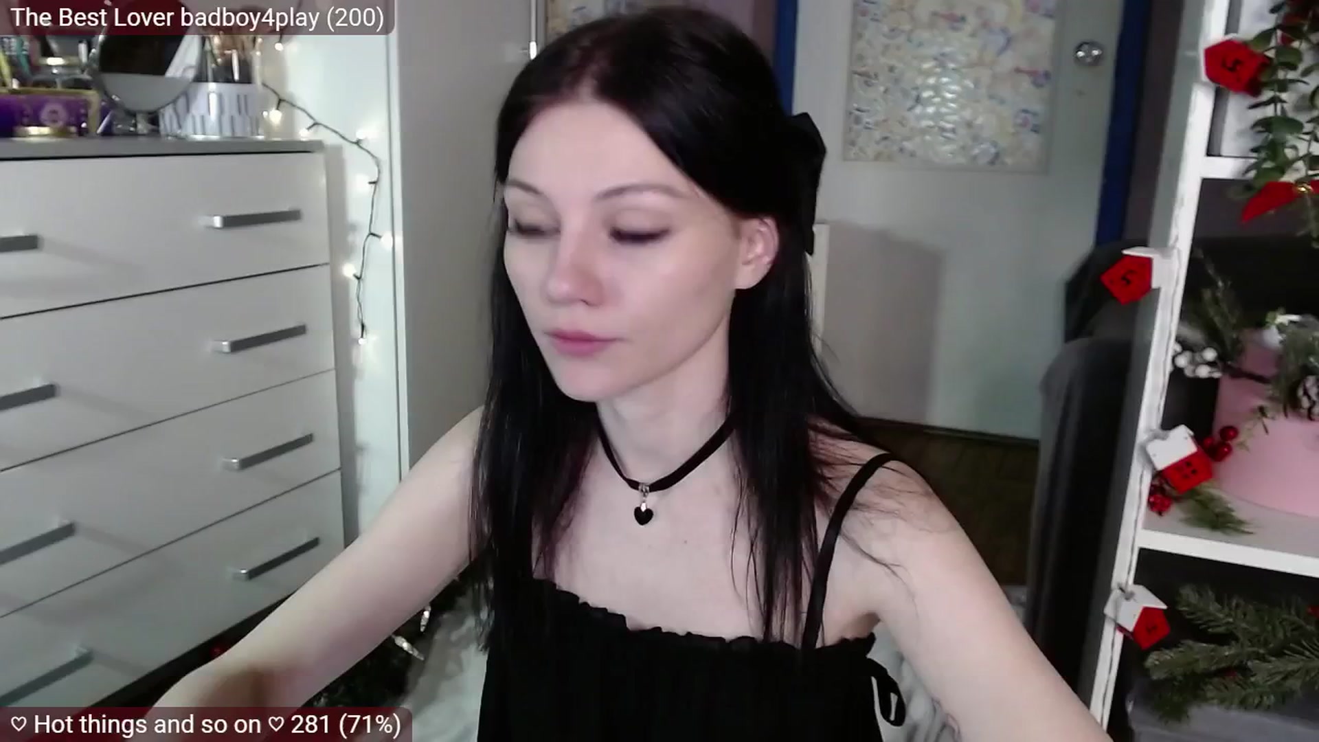Gallery image thumbnail from JellyFox's myfreecams stream on, 01/10/2025, 08:59 image 8 of 20