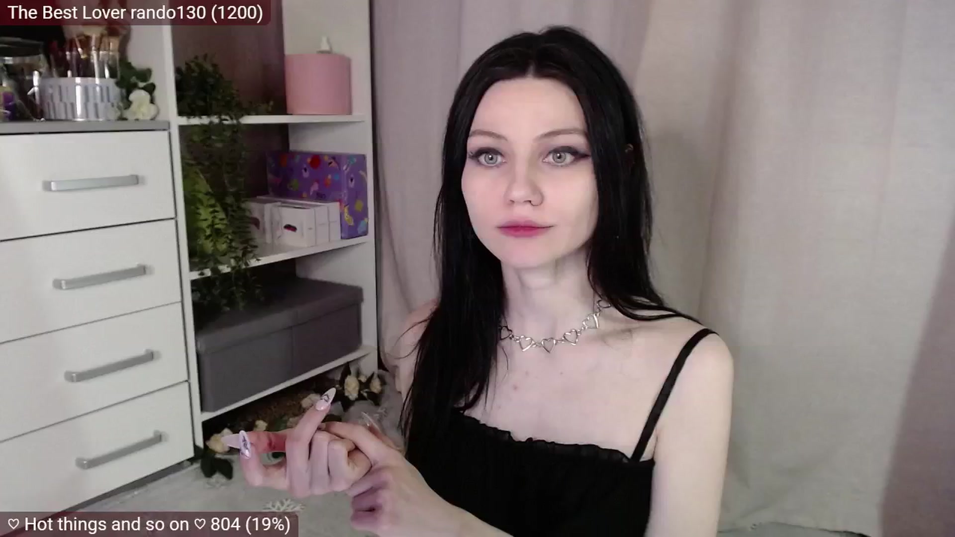 Gallery image thumbnail from JellyFox's myfreecams stream on, 02/04/2025, 06:37 image 14 of 20
