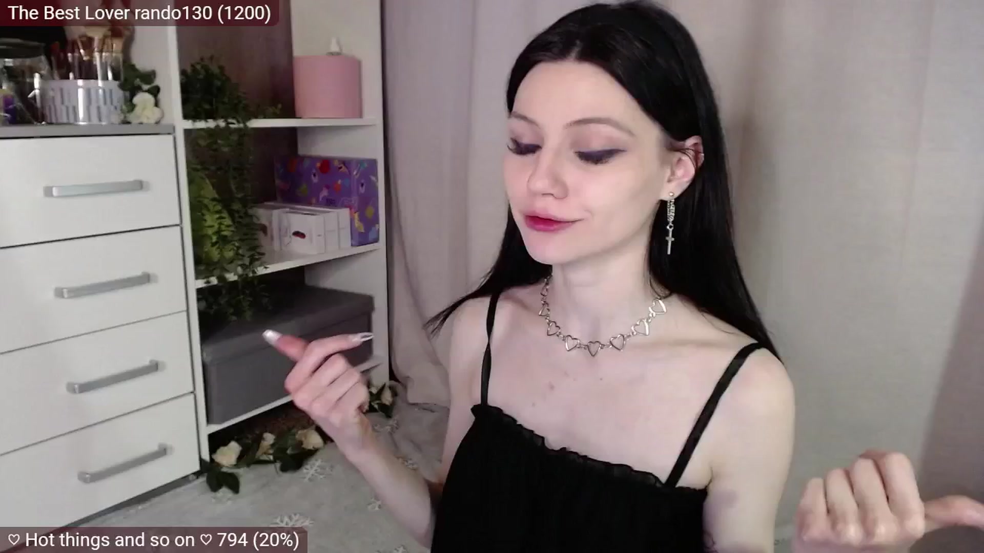 Gallery image thumbnail from JellyFox's myfreecams stream on, 02/04/2025, 06:37 image 20 of 20