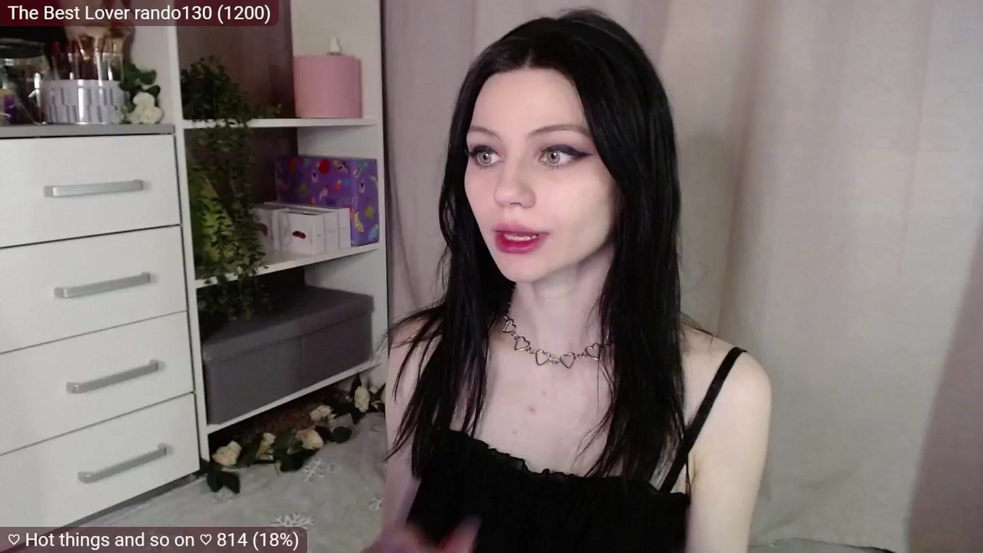Gallery image thumbnail from JellyFox's myfreecams stream on, 02/04/2025, 06:37 image 8 of 20