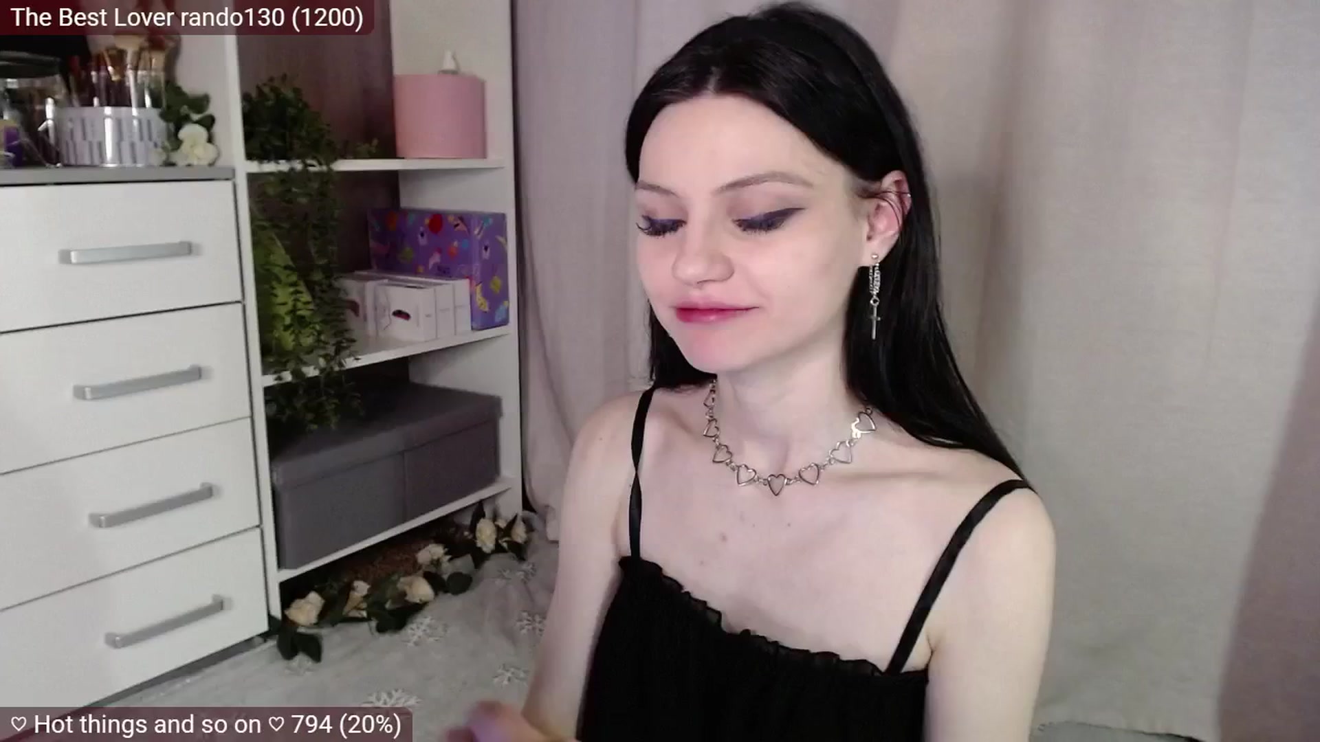 Gallery image thumbnail from JellyFox's myfreecams stream on, 02/04/2025, 06:37 image 19 of 20