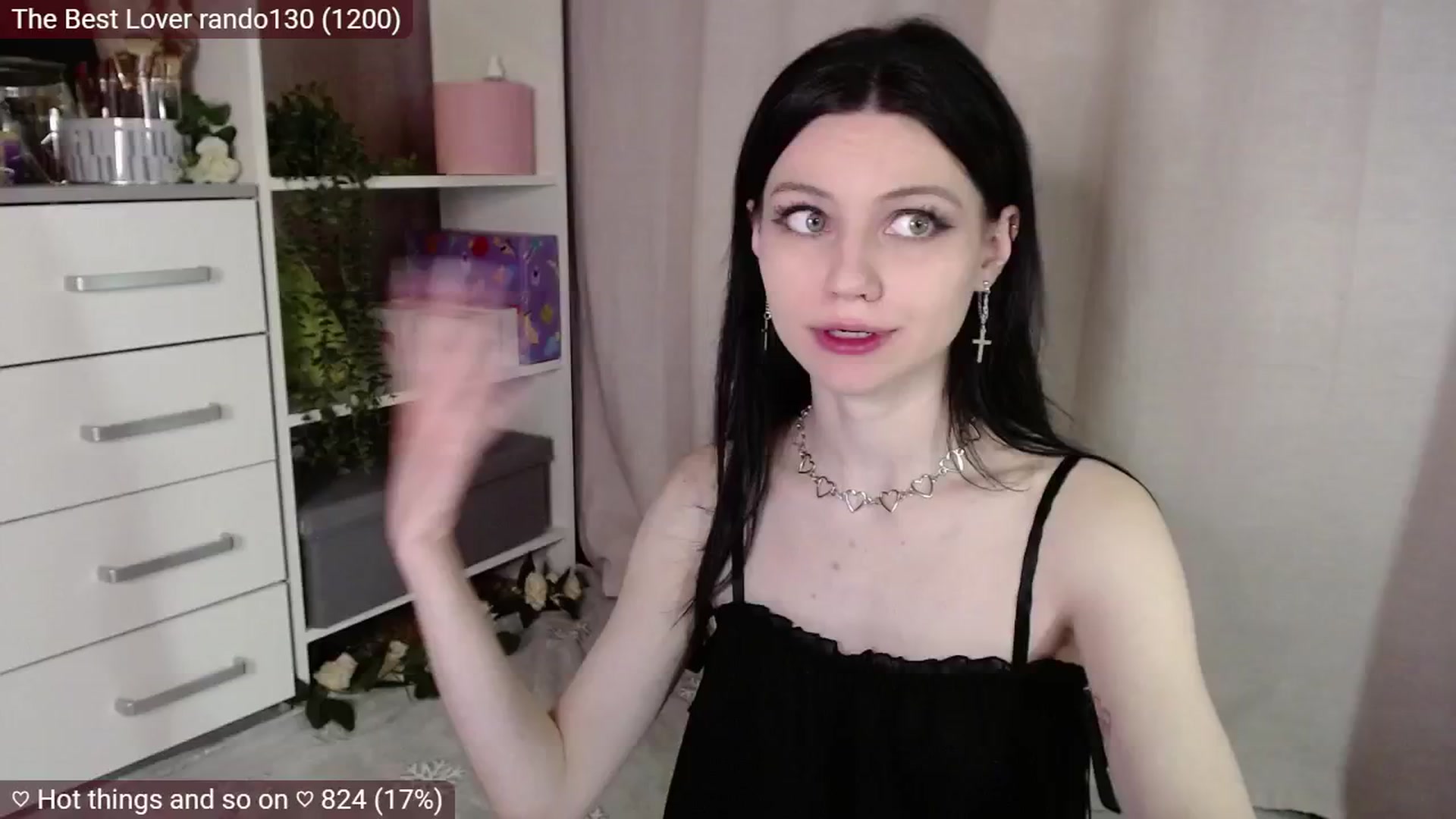 Gallery image thumbnail from JellyFox's myfreecams stream on, 02/04/2025, 06:37 image 3 of 20