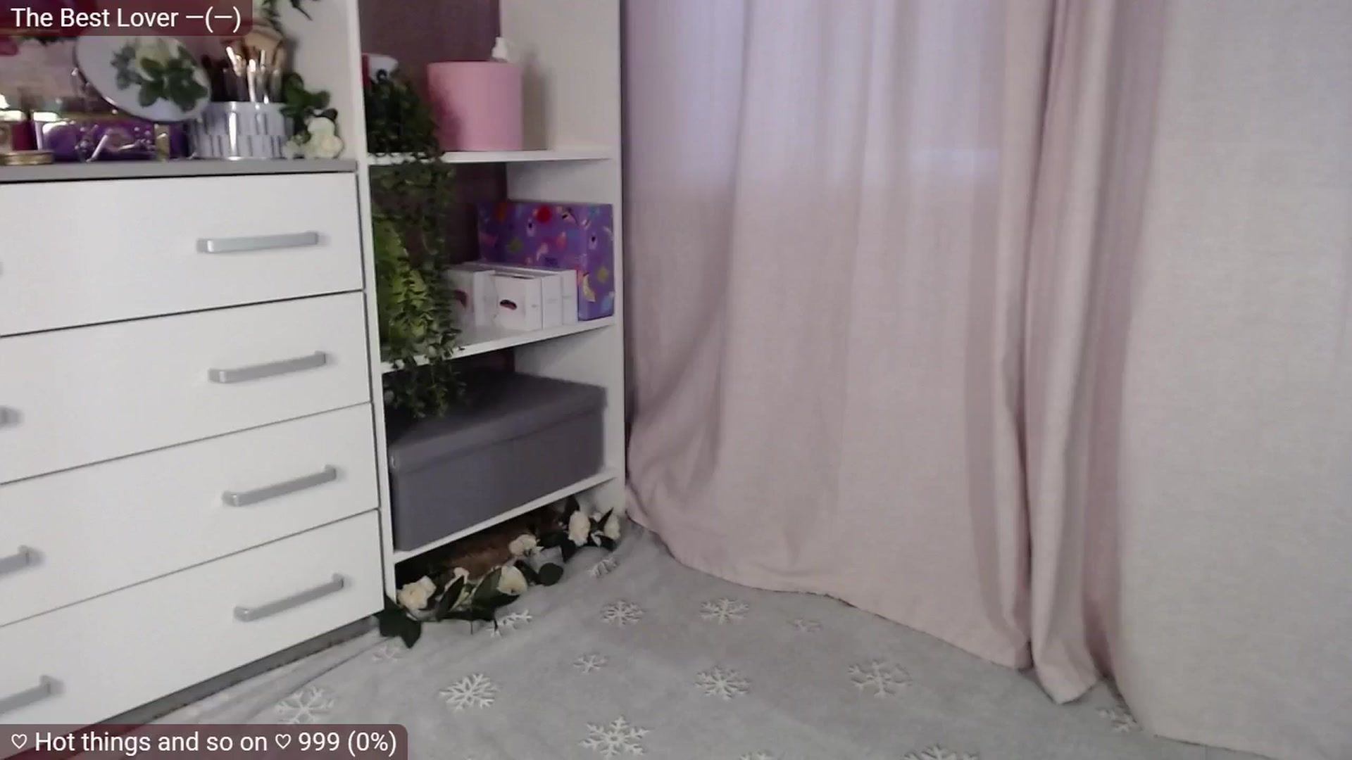 Gallery image thumbnail from JellyFox's myfreecams stream on, 02/05/2025, 07:45 image 13 of 20