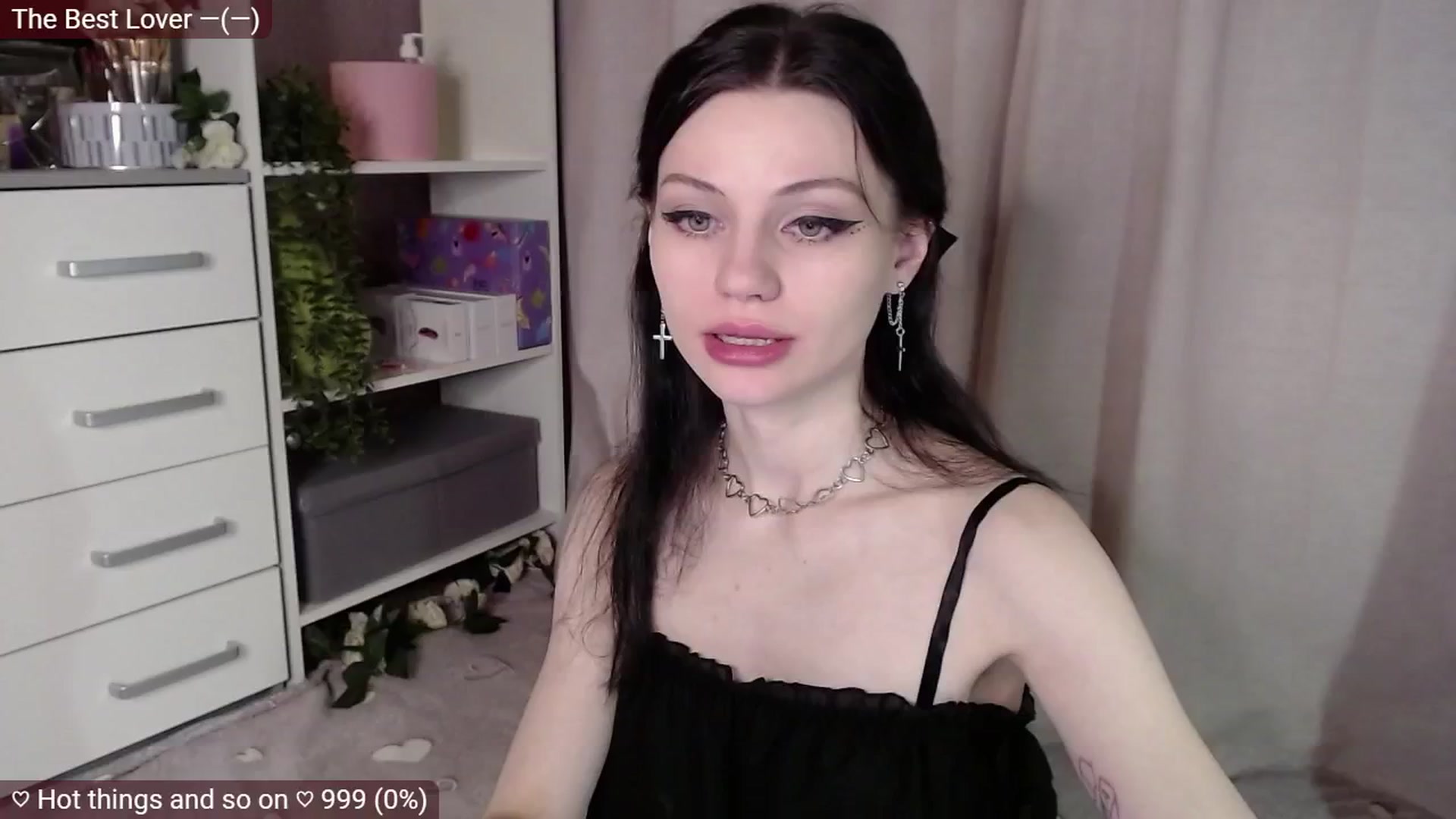 Gallery image thumbnail from JellyFox's myfreecams stream on, 02/10/2025, 04:53 image 9 of 20