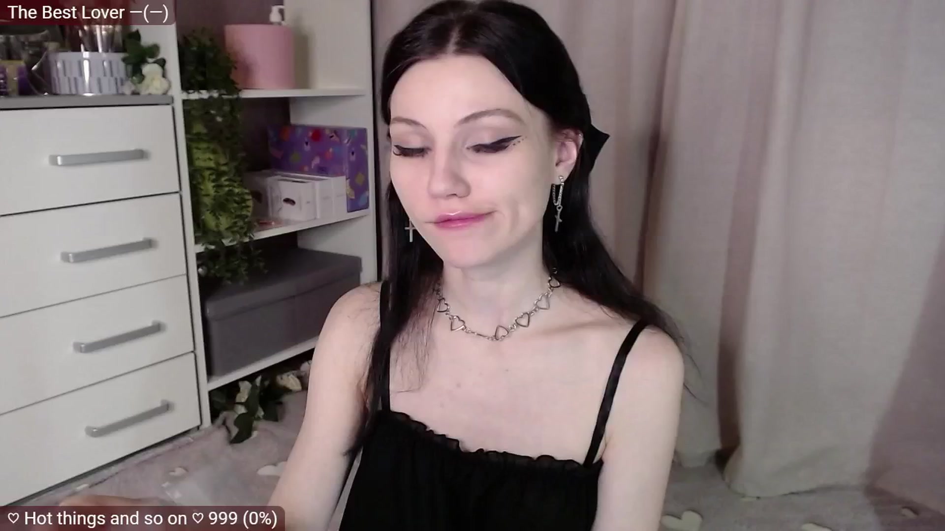 Gallery image thumbnail from JellyFox's myfreecams stream on, 02/10/2025, 04:53 image 2 of 20