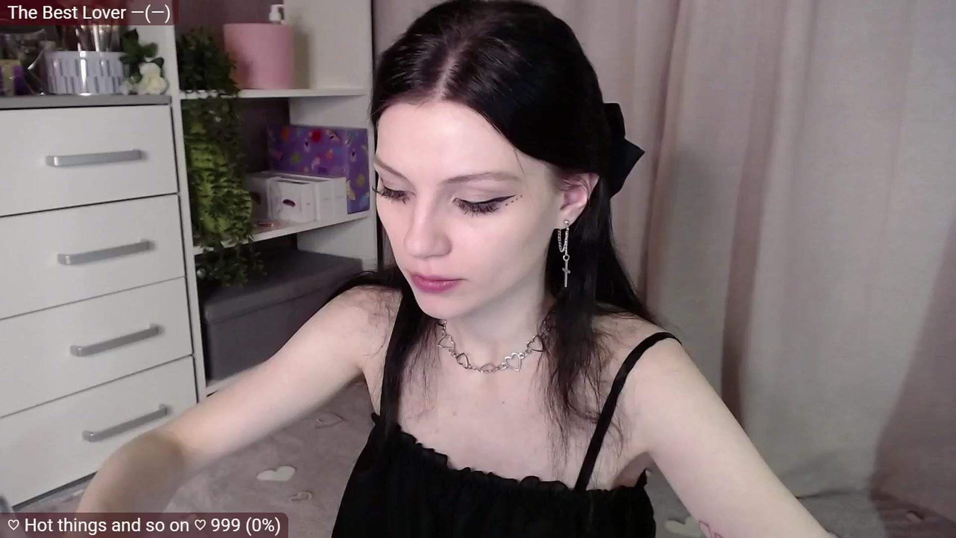 Gallery image thumbnail from JellyFox's myfreecams stream on, 02/10/2025, 04:53 image 4 of 20
