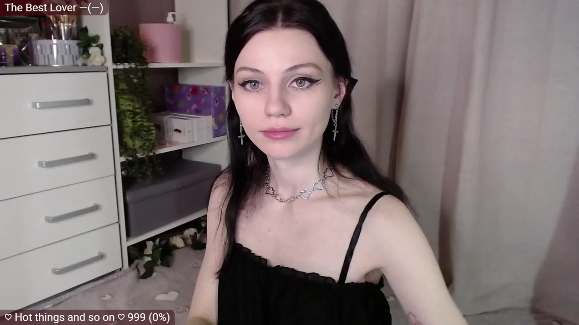 Gallery image thumbnail from JellyFox's myfreecams stream on, 02/10/2025, 04:53 image 18 of 20
