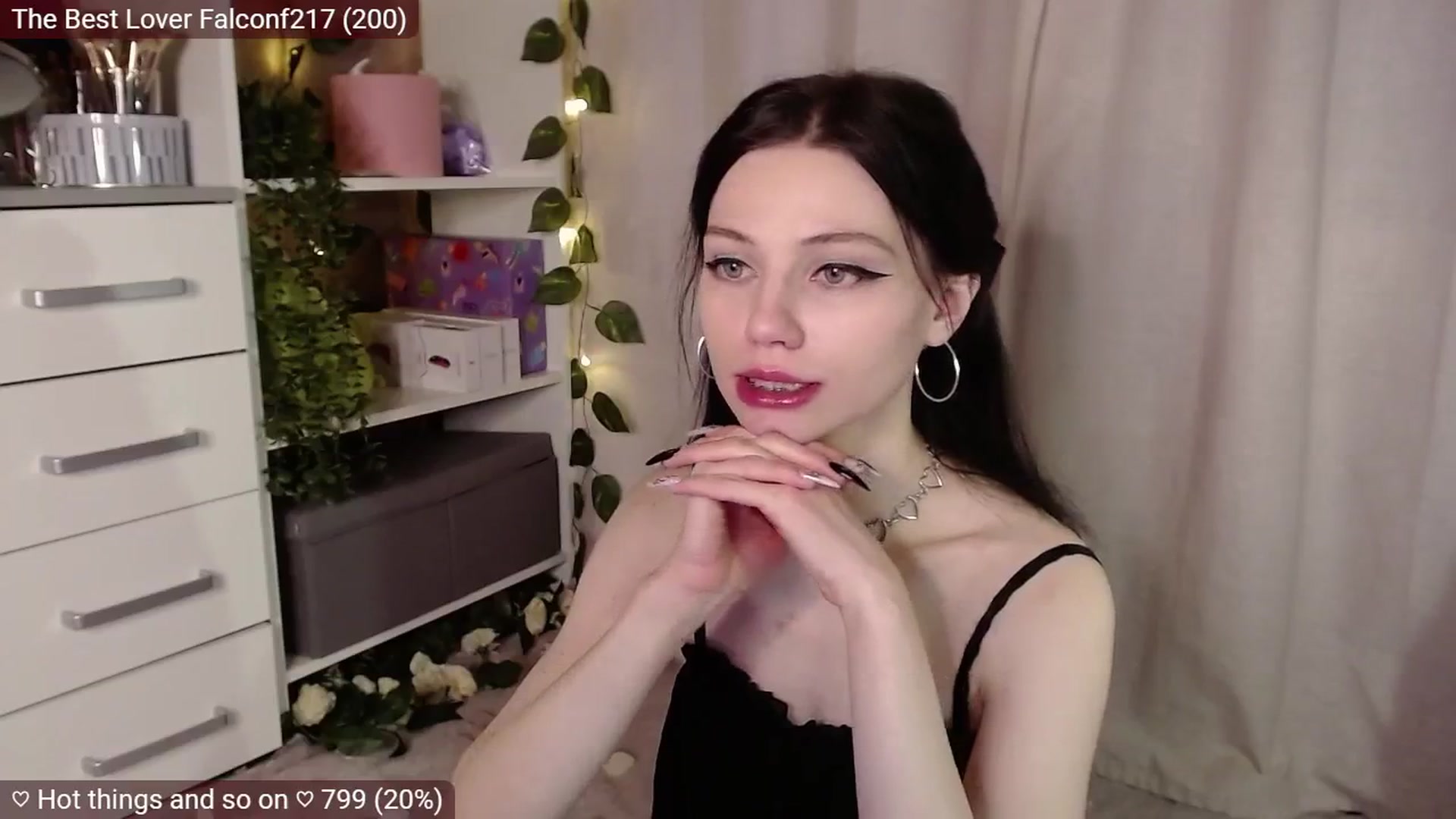 Gallery image thumbnail from JellyFox's myfreecams stream on, 02/19/2025, 06:38 image 10 of 20