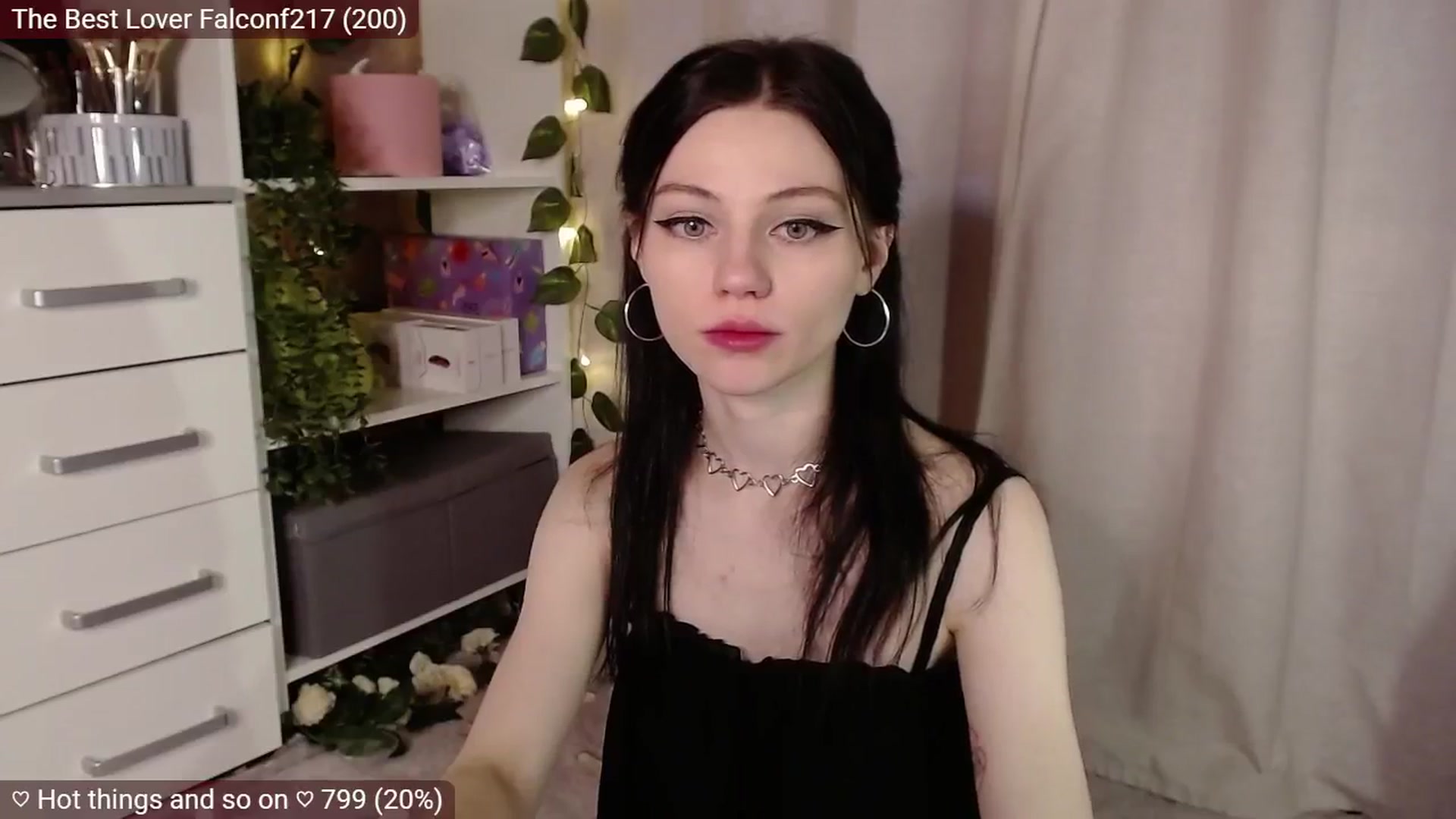 Gallery image thumbnail from JellyFox's myfreecams stream on, 02/19/2025, 06:38 image 7 of 20
