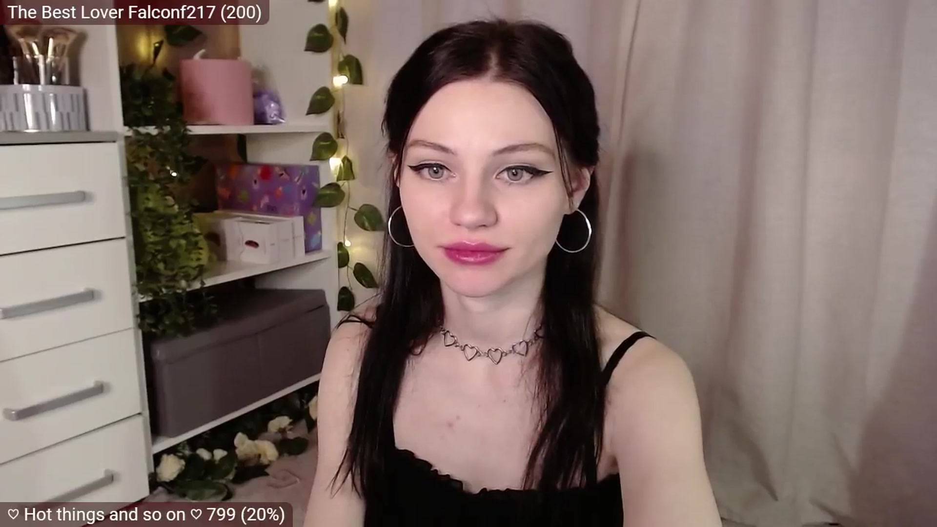 Gallery image thumbnail from JellyFox's myfreecams stream on, 02/19/2025, 06:38 image 18 of 20
