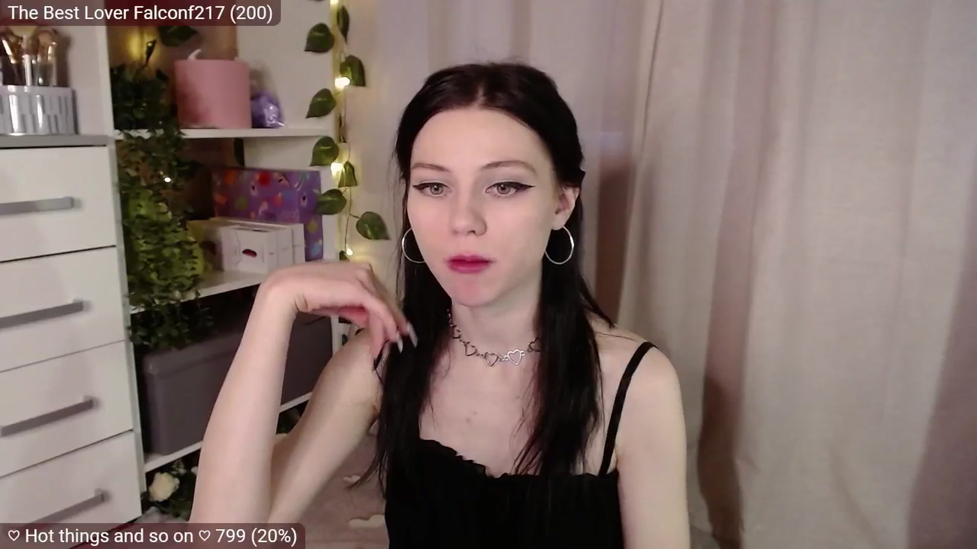 Gallery image thumbnail from JellyFox's myfreecams stream on, 02/19/2025, 07:23 image 2 of 20