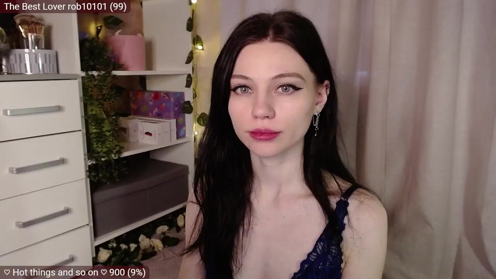 Gallery image thumbnail from JellyFox's myfreecams stream on, 02/20/2025, 07:56 image 12 of 20