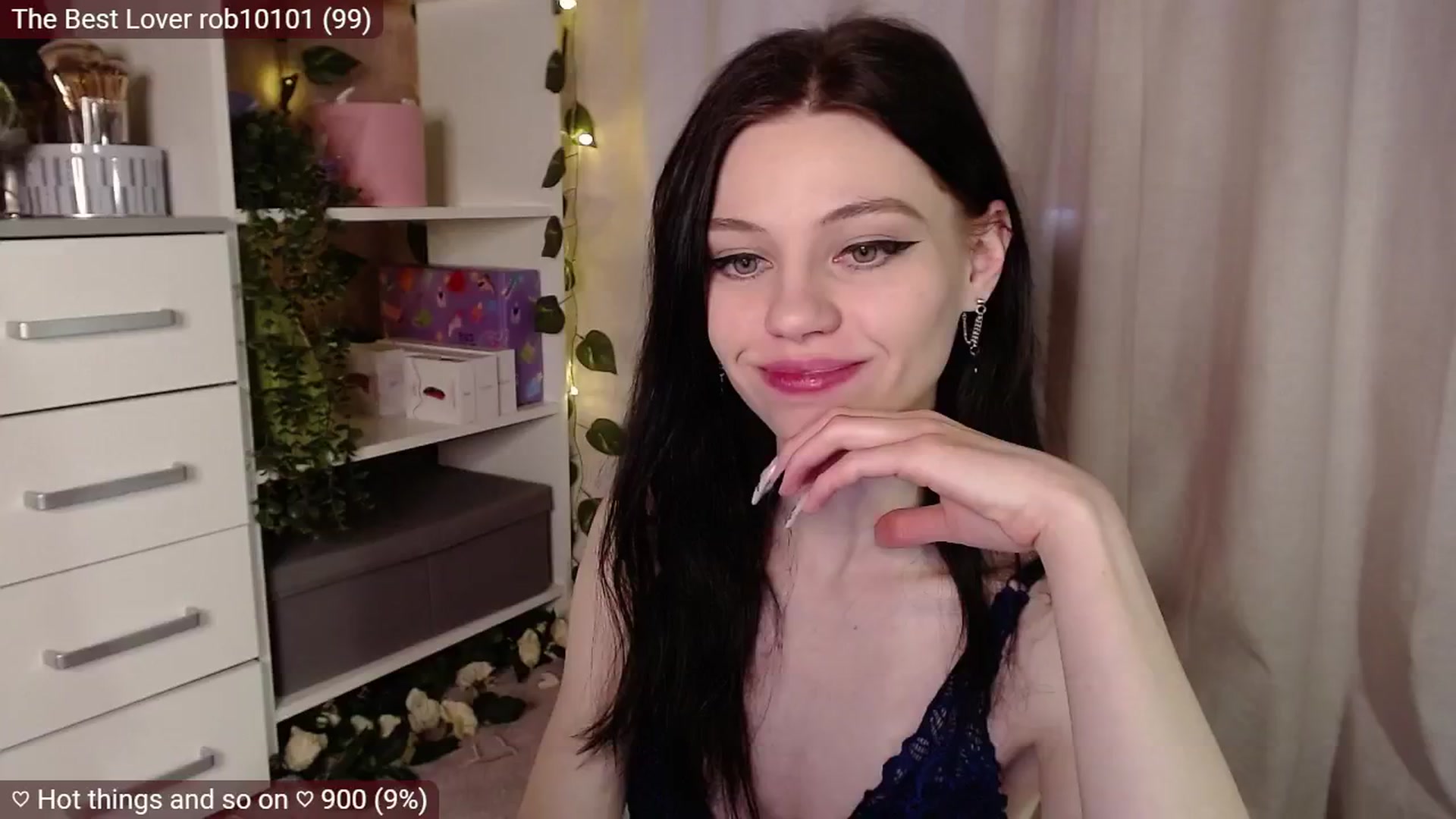 Gallery image thumbnail from JellyFox's myfreecams stream on, 02/20/2025, 07:56 image 10 of 20