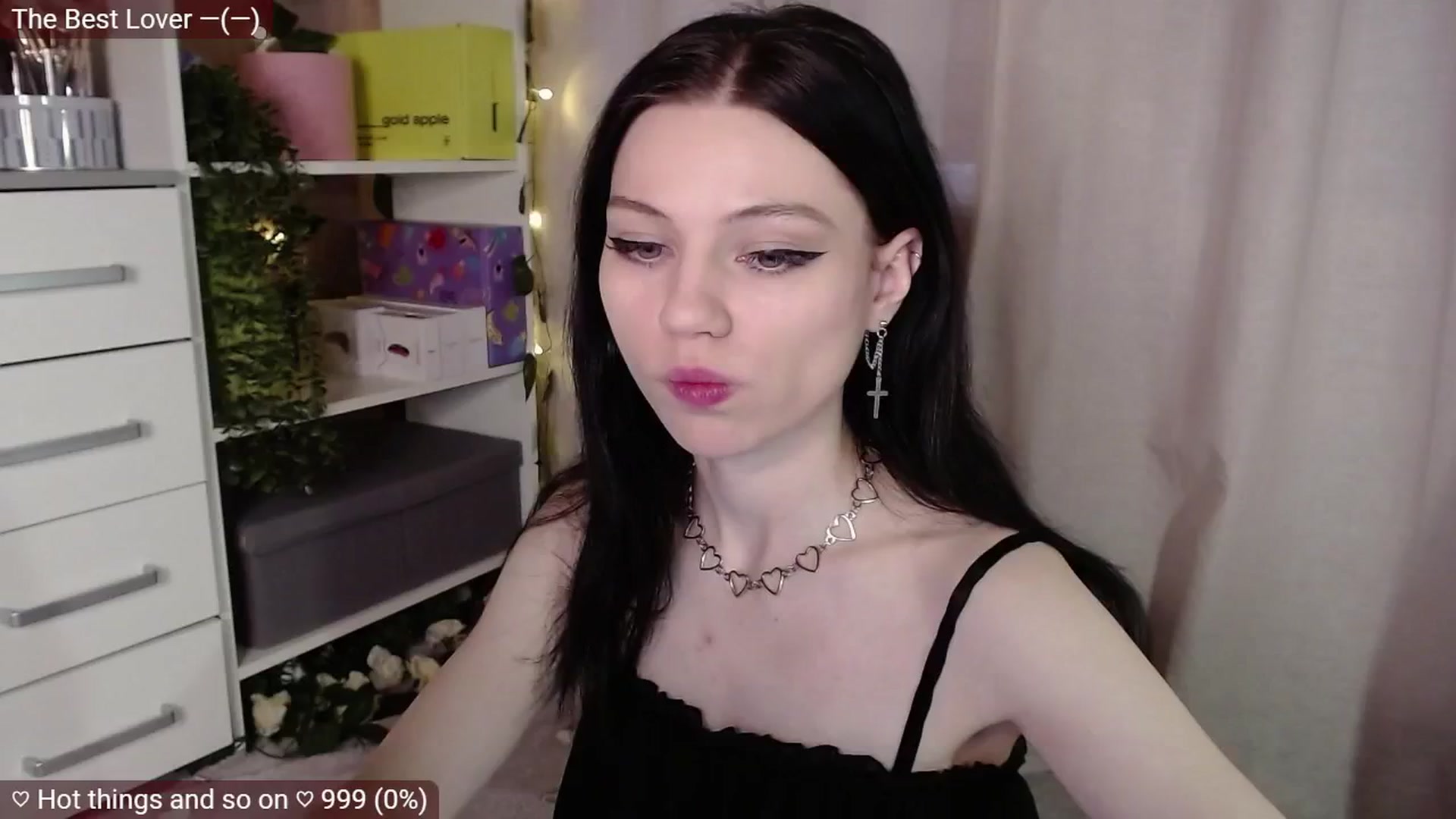 Gallery image thumbnail from JellyFox's myfreecams stream on, 02/21/2025, 07:05 image 7 of 20