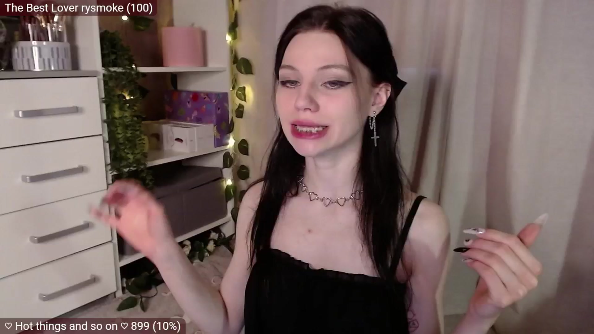 Gallery image thumbnail from JellyFox's myfreecams stream on, 02/24/2025, 06:21 image 5 of 20
