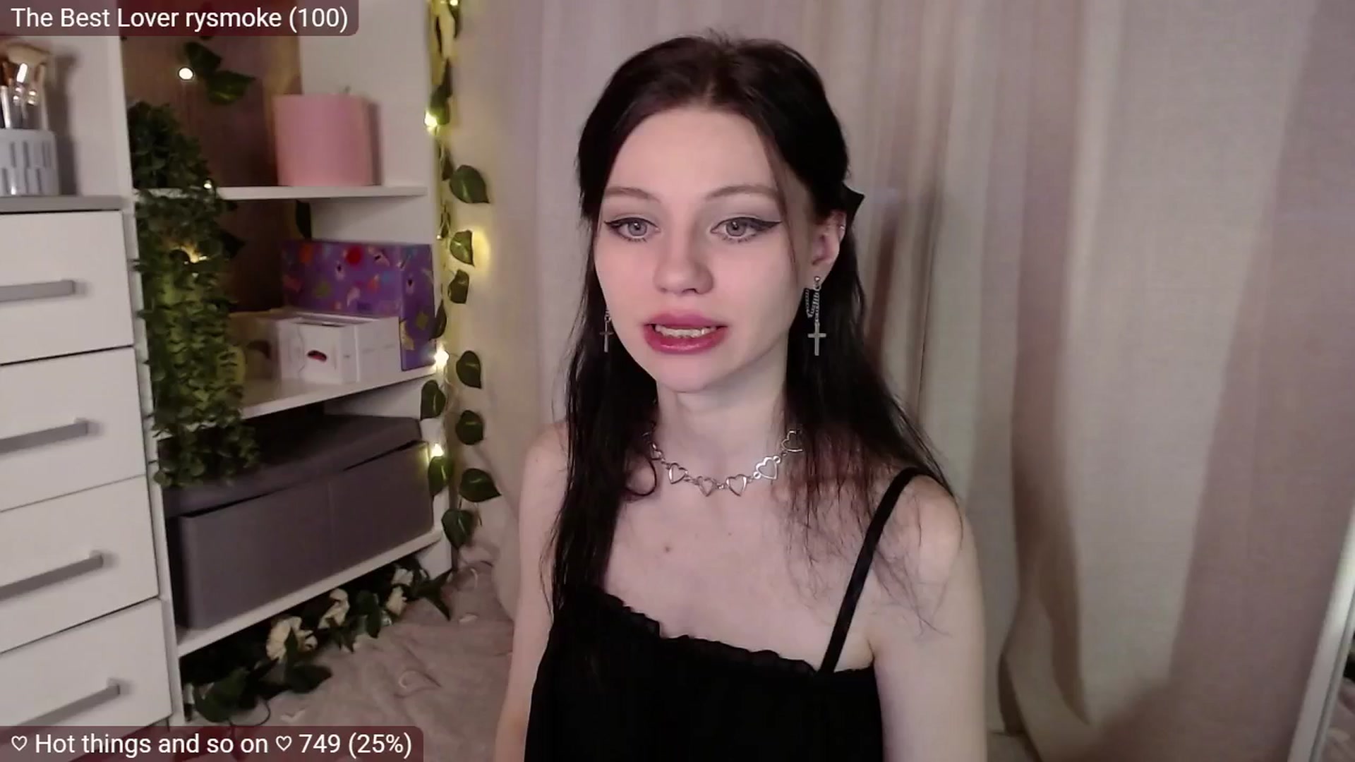 Gallery image thumbnail from JellyFox's myfreecams stream on, 02/24/2025, 06:21 image 18 of 20