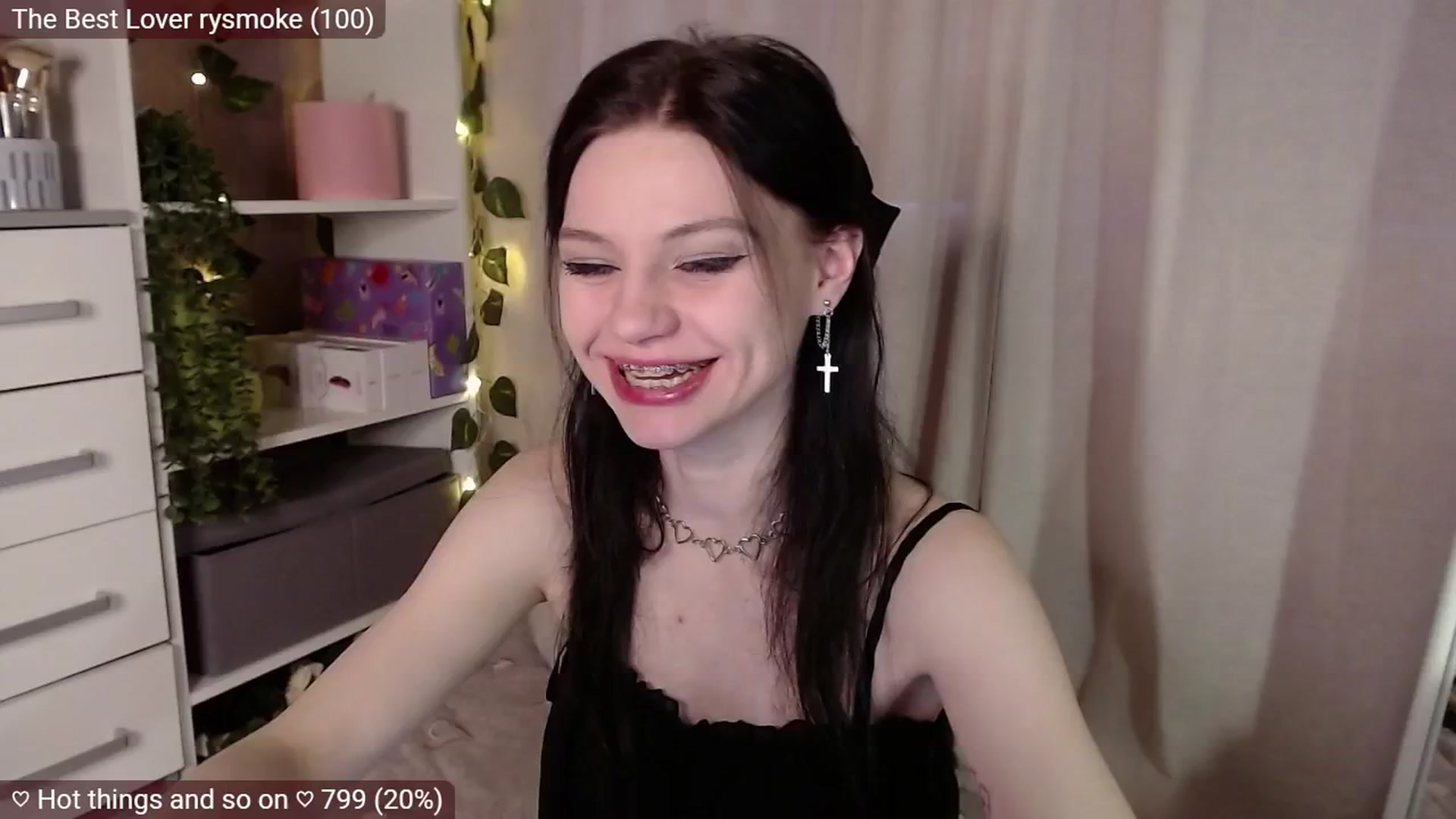 Gallery image thumbnail from JellyFox's myfreecams stream on, 02/24/2025, 06:21 image 13 of 20