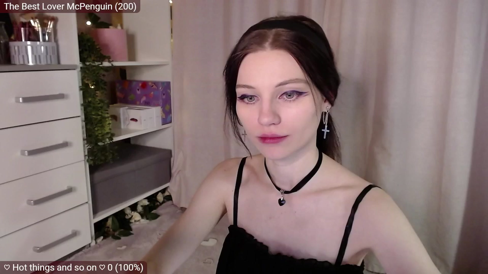 Gallery image thumbnail from JellyFox's myfreecams stream on, 03/21/2025, 05:43 image 17 of 20
