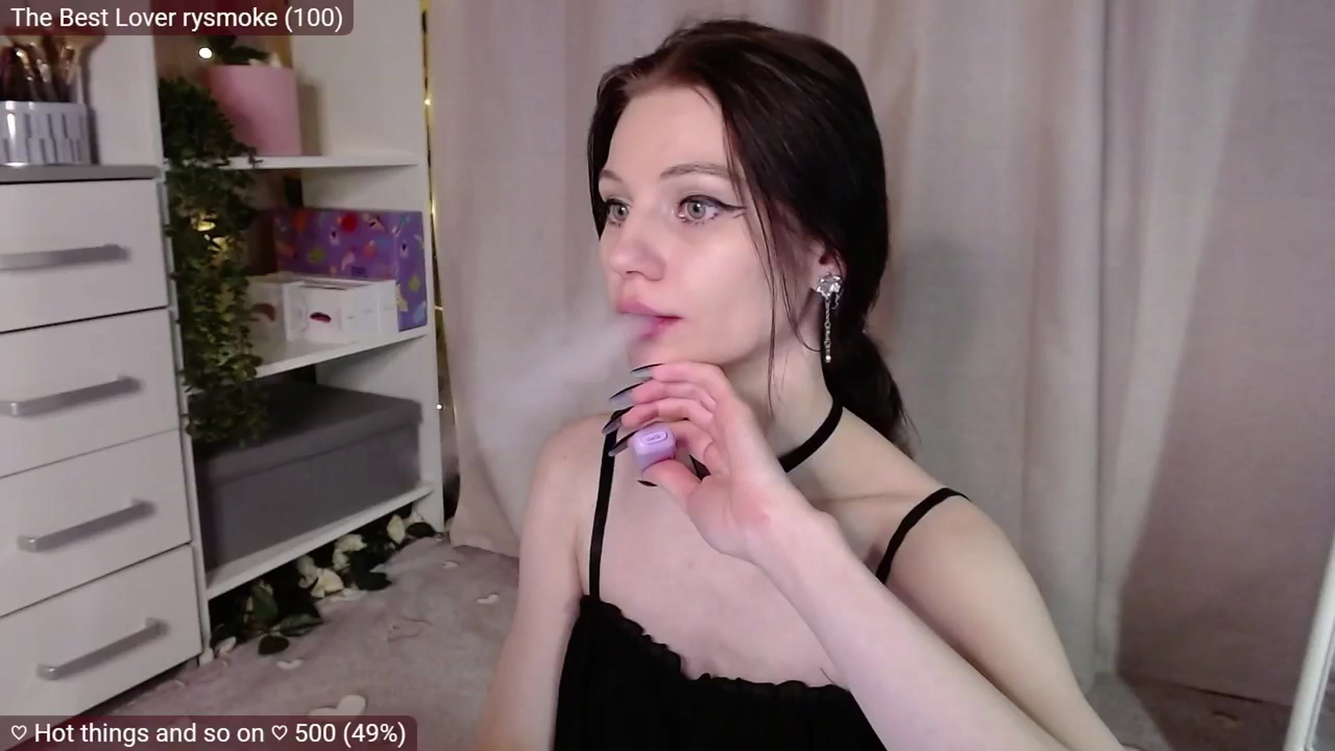 Gallery image thumbnail from JellyFox's myfreecams stream on, 03/26/2025, 05:20 image 16 of 20
