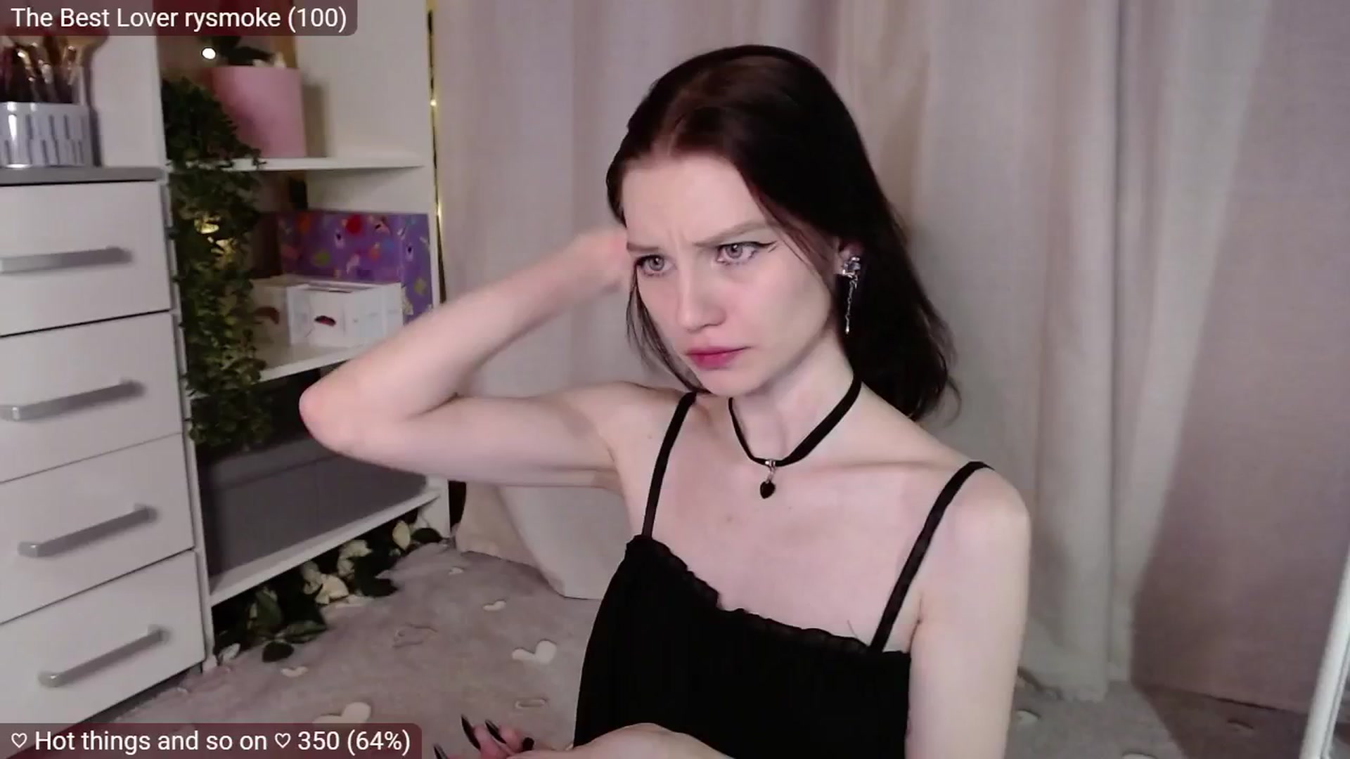 Gallery image thumbnail from JellyFox's myfreecams stream on, 03/26/2025, 05:20 image 18 of 20