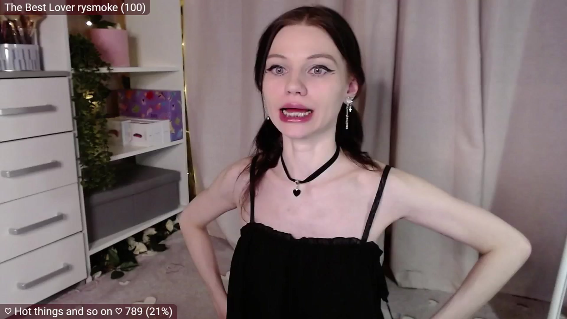 Gallery image thumbnail from JellyFox's myfreecams stream on, 03/26/2025, 05:20 image 3 of 20