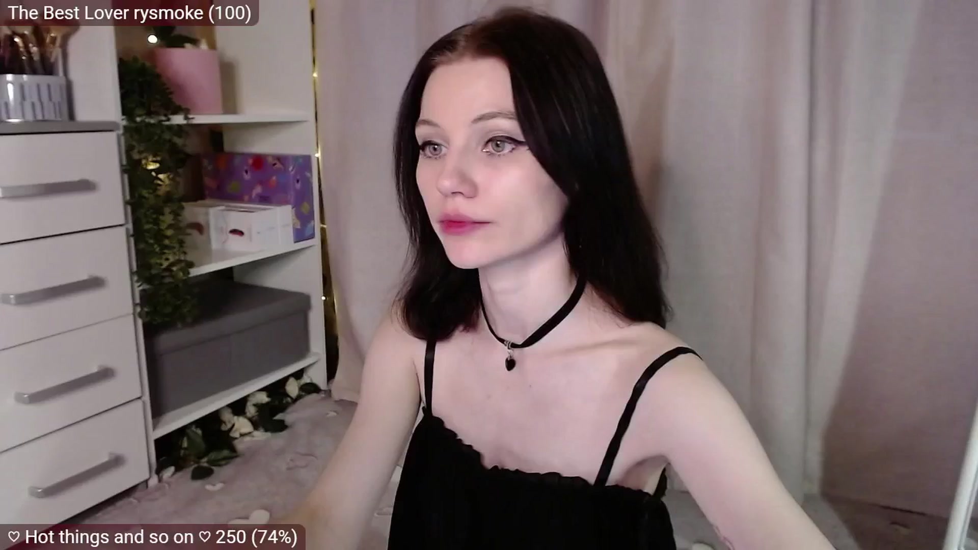Gallery image thumbnail from JellyFox's myfreecams stream on, 03/26/2025, 05:52 image 15 of 20