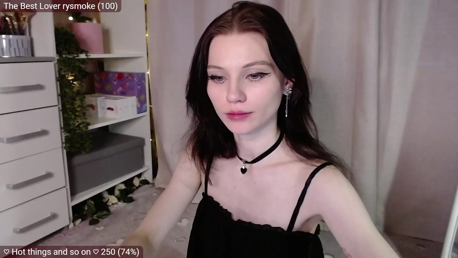 Gallery image thumbnail from JellyFox's myfreecams stream on, 03/26/2025, 05:52 image 19 of 20