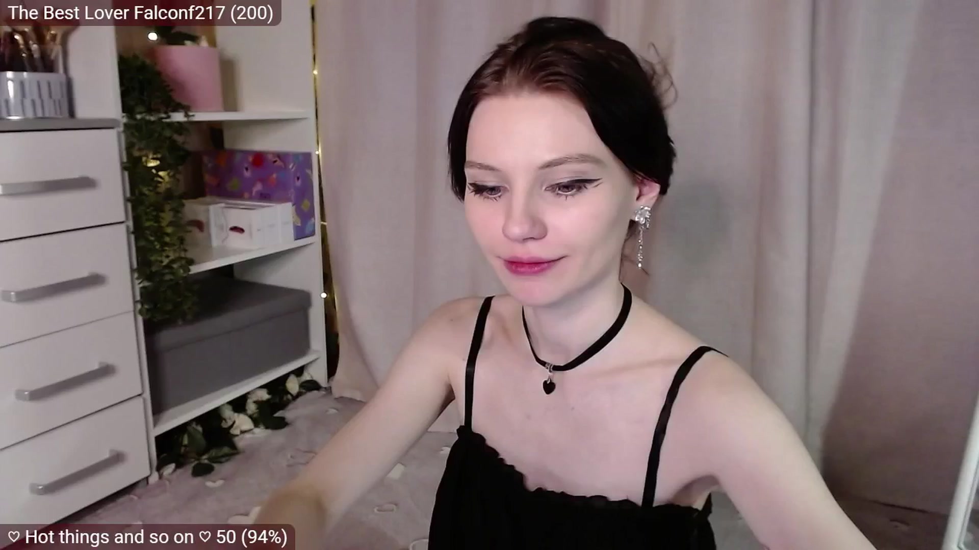 Gallery image thumbnail from JellyFox's myfreecams stream on, 03/26/2025, 06:55 image 12 of 20