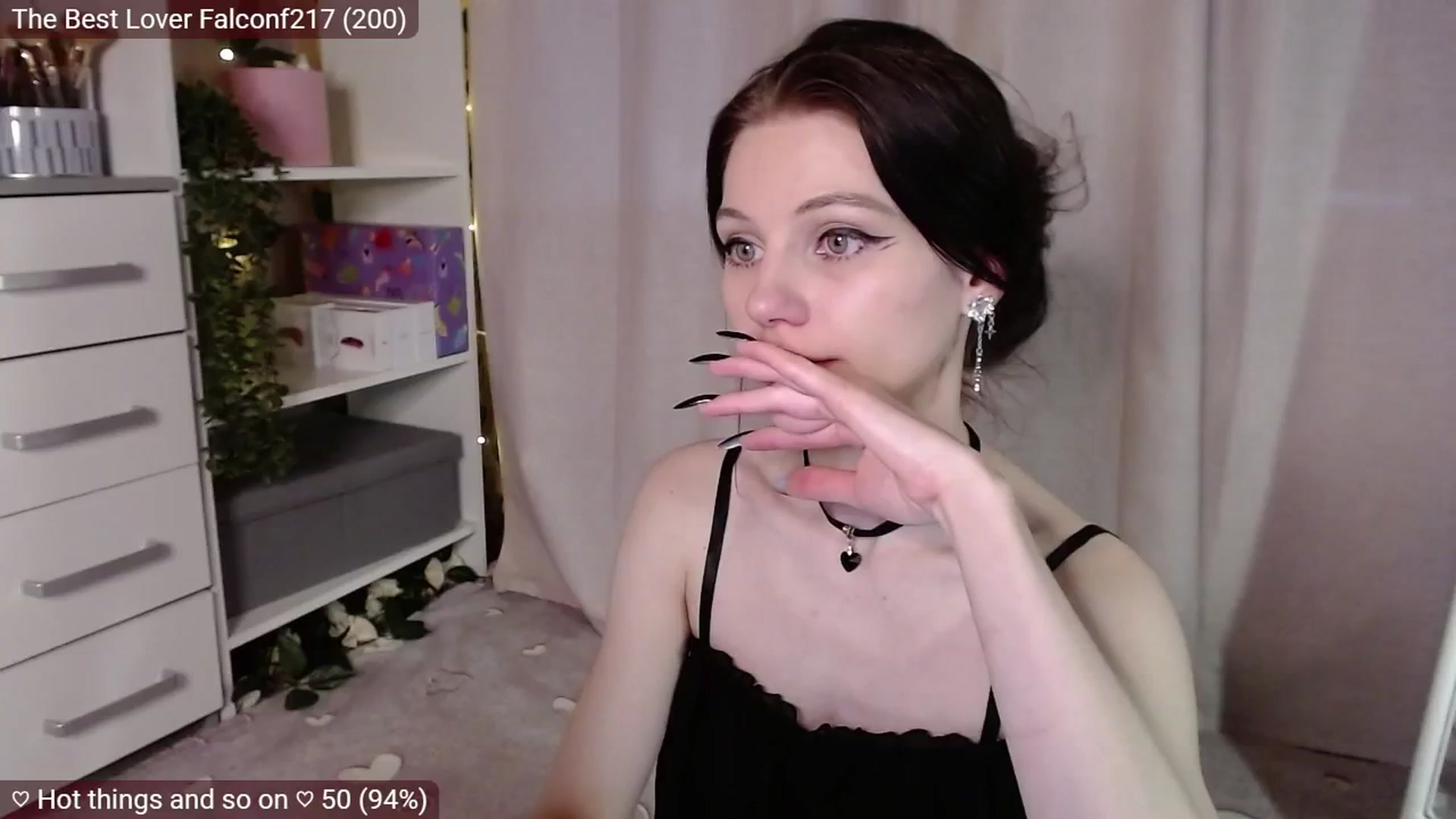 Gallery image thumbnail from JellyFox's myfreecams stream on, 03/26/2025, 06:55 image 18 of 20