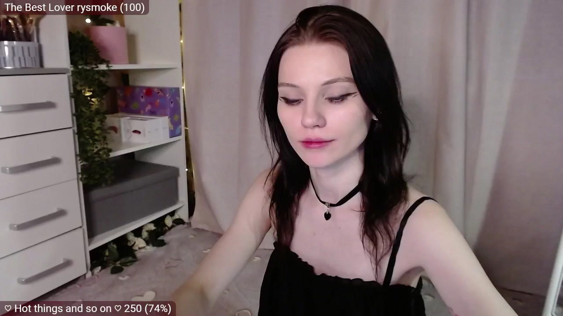 Gallery image thumbnail from JellyFox's myfreecams stream on, 03/26/2025, 06:55 image 7 of 20