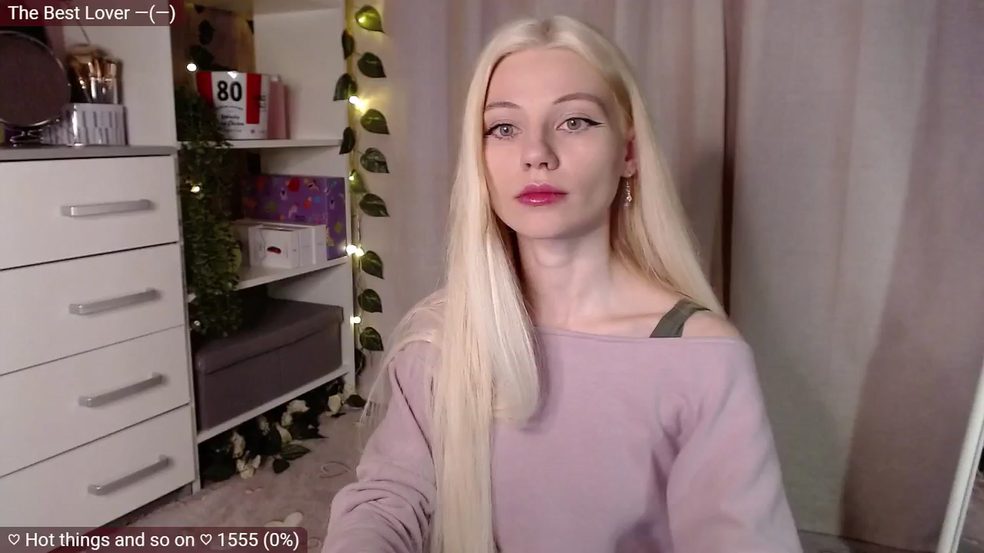 Gallery image thumbnail from JellyFox's myfreecams stream on, 04/04/2025, 04:23 image 2 of 20