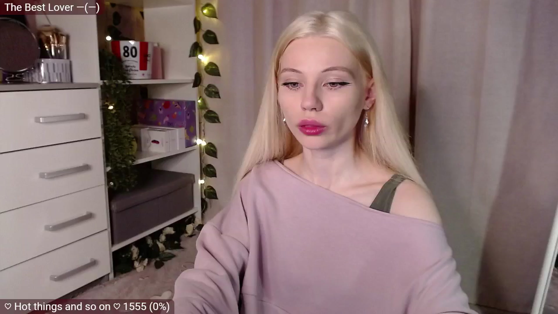 Gallery image thumbnail from JellyFox's myfreecams stream on, 04/04/2025, 04:23 image 1 of 20