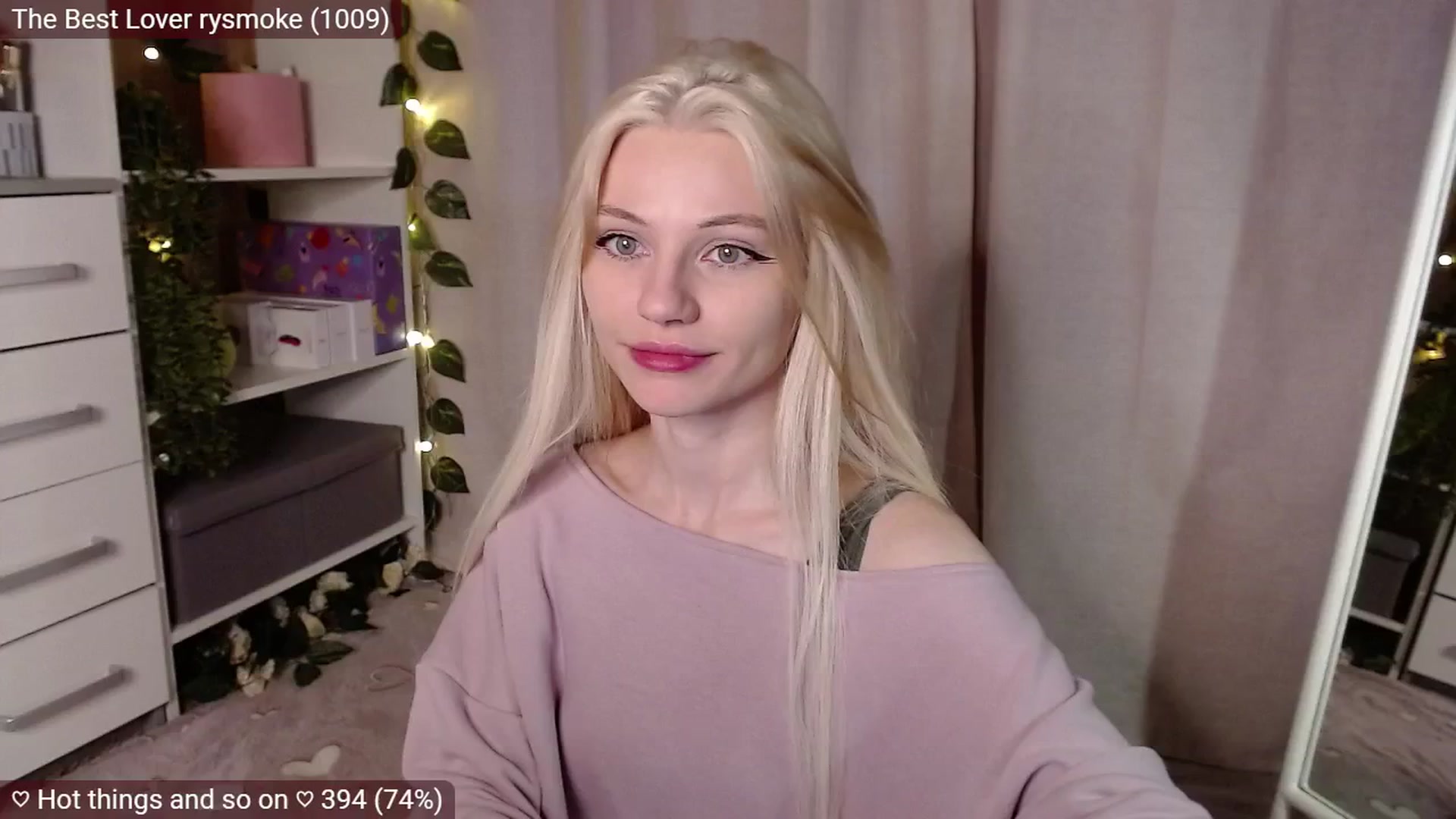 Gallery image thumbnail from JellyFox's myfreecams stream on, 04/04/2025, 04:23 image 16 of 20