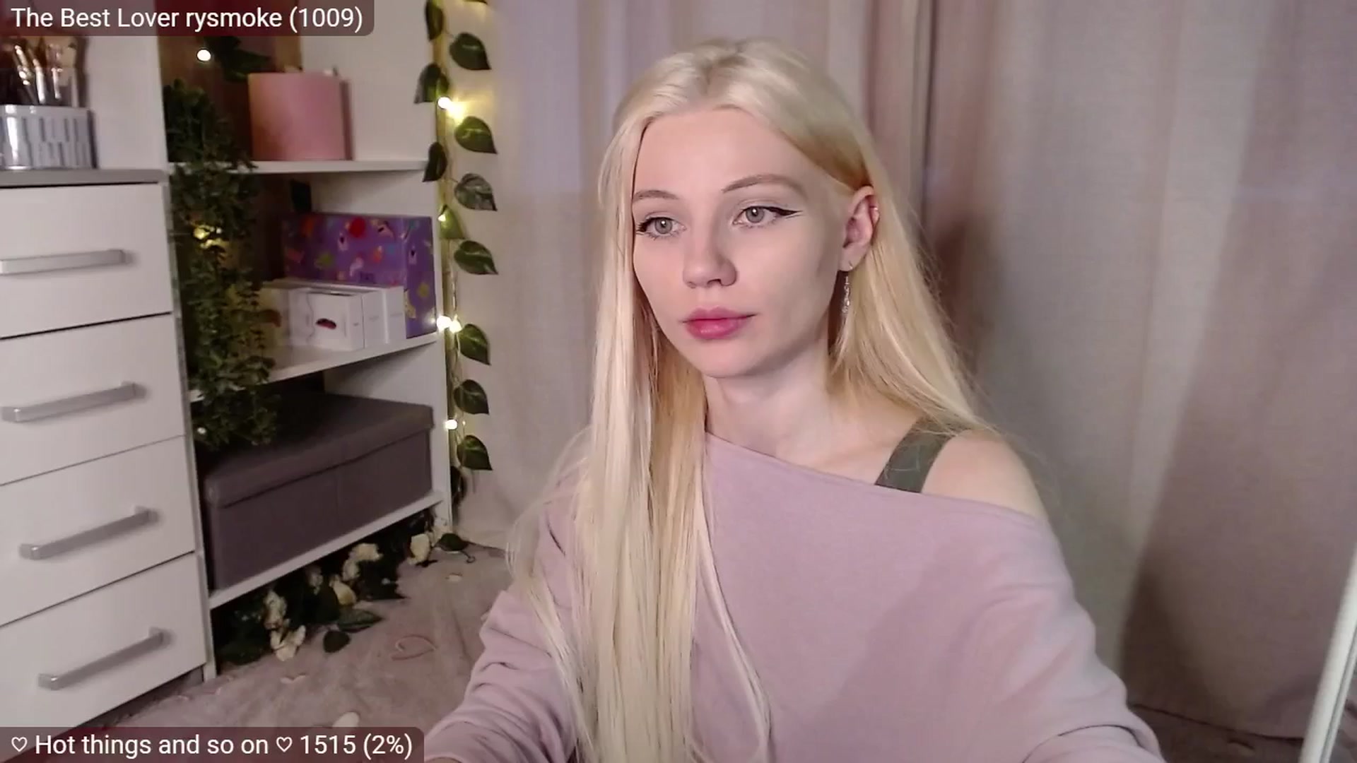 Gallery image thumbnail from JellyFox's myfreecams stream on, 04/04/2025, 06:07 image 20 of 20