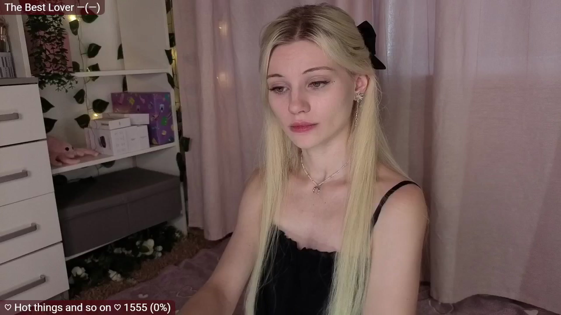 Gallery image thumbnail from JellyFox's myfreecams stream on, 09/04/2025, 05:54 image 19 of 20